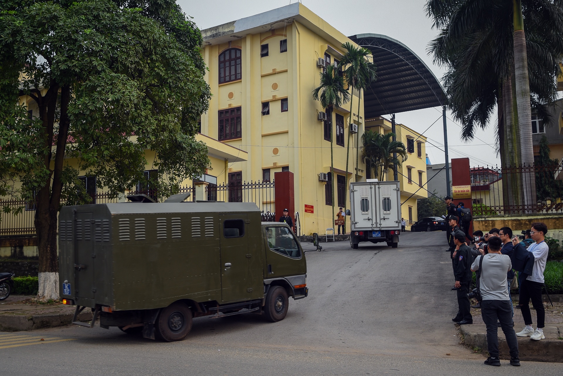 Duong day danh bac nghin ty anh 5