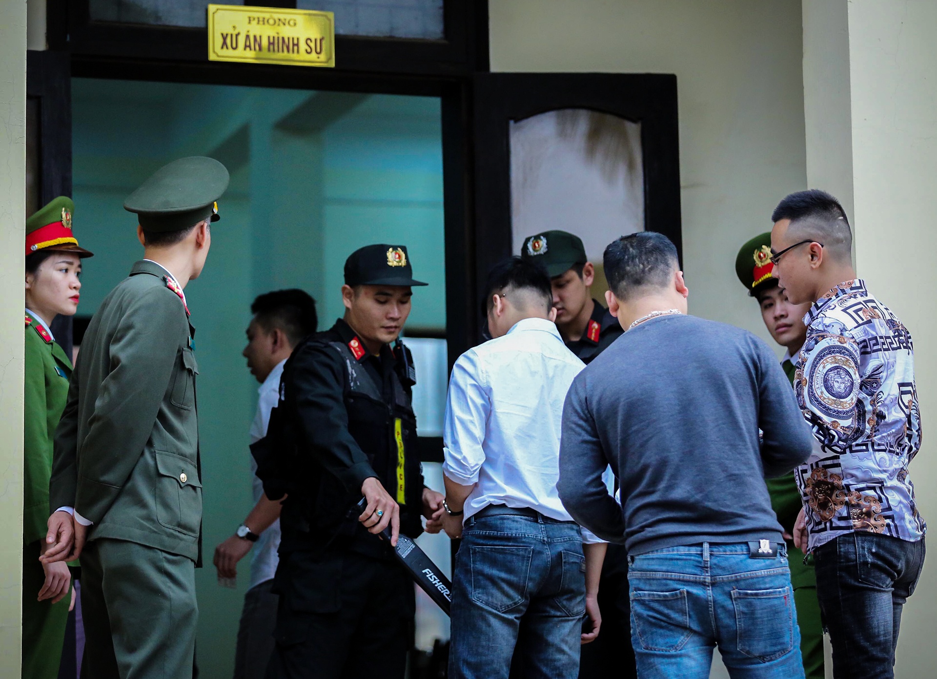 Duong day danh bac nghin ty anh 7