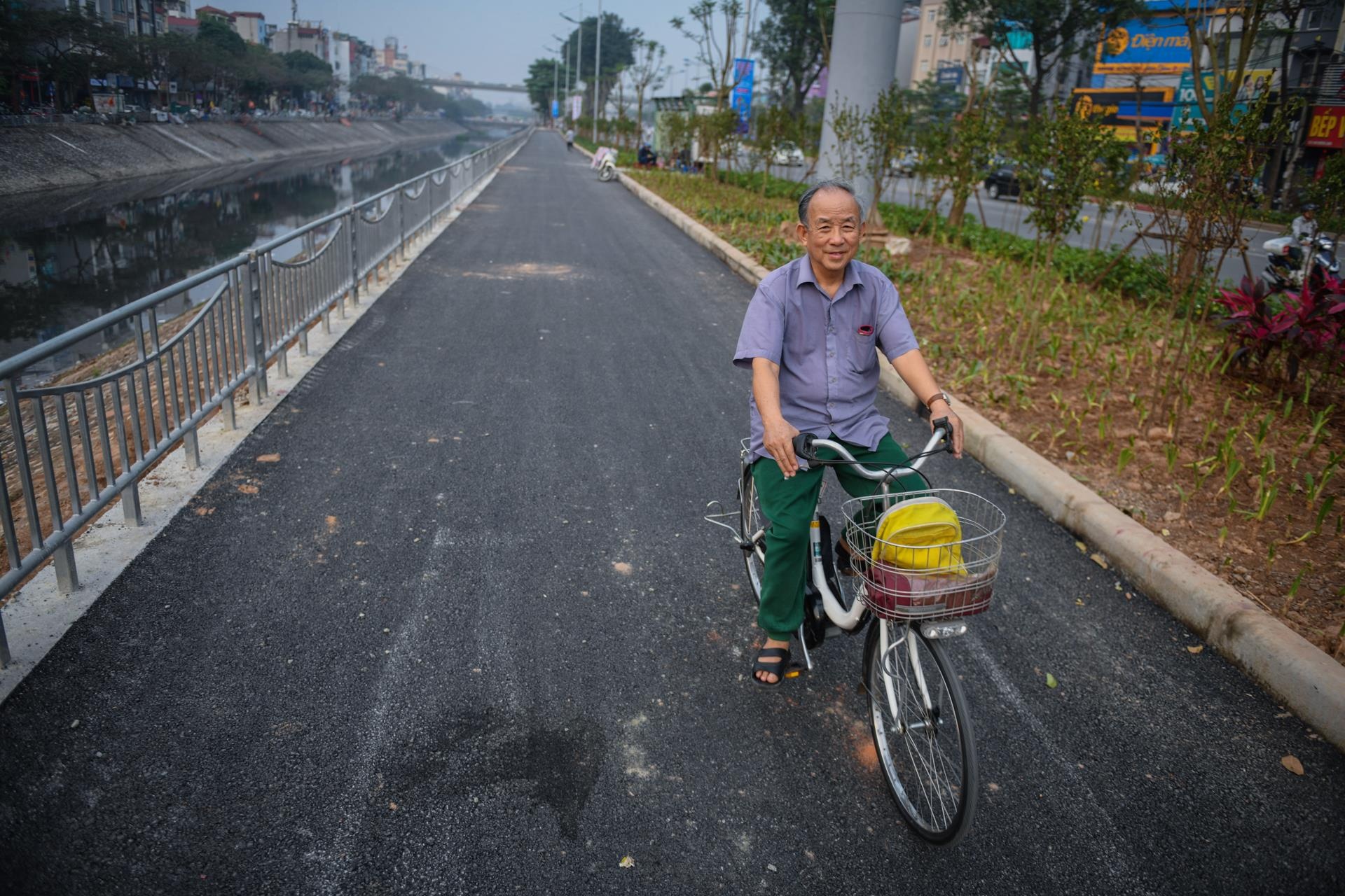 duong di bo ven song To Lich Ha Noi anh 9