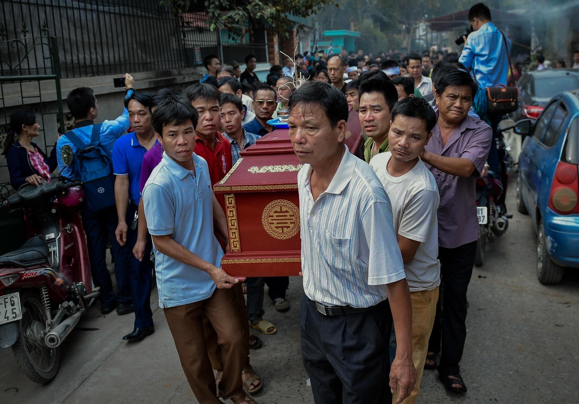 xom nho tang thuong 8 hoc sinh chet duoi anh 6