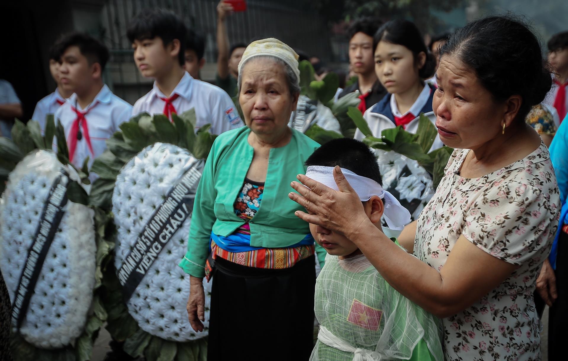 xom nho tang thuong 8 hoc sinh chet duoi anh 7