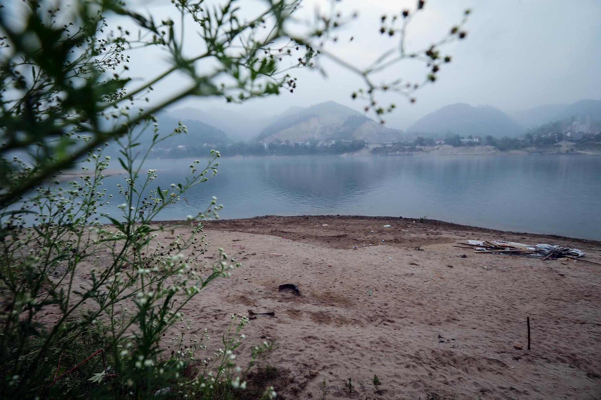 8 hoc sinh chet duoi o Hoa Binh anh 6