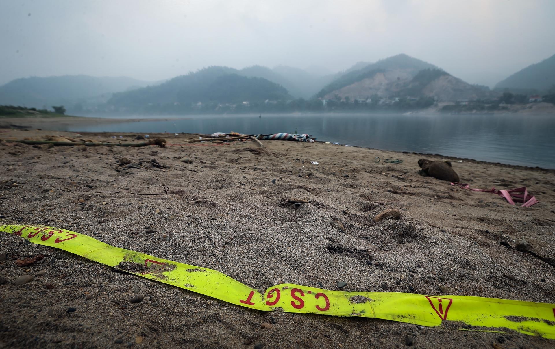 8 hoc sinh chet duoi o Hoa Binh anh 7