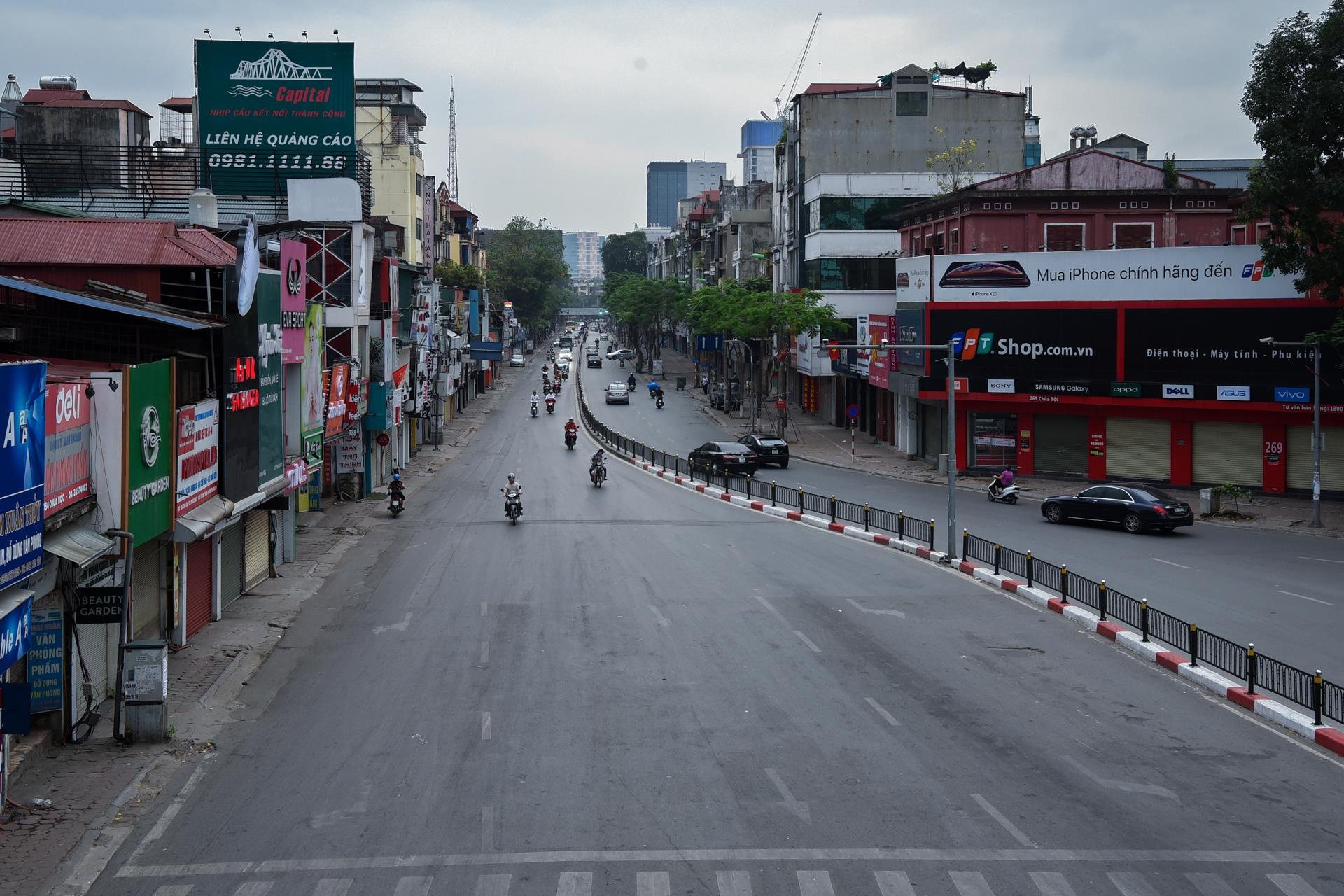 ha noi vang ve ngay gio to Hung Vuong anh 1