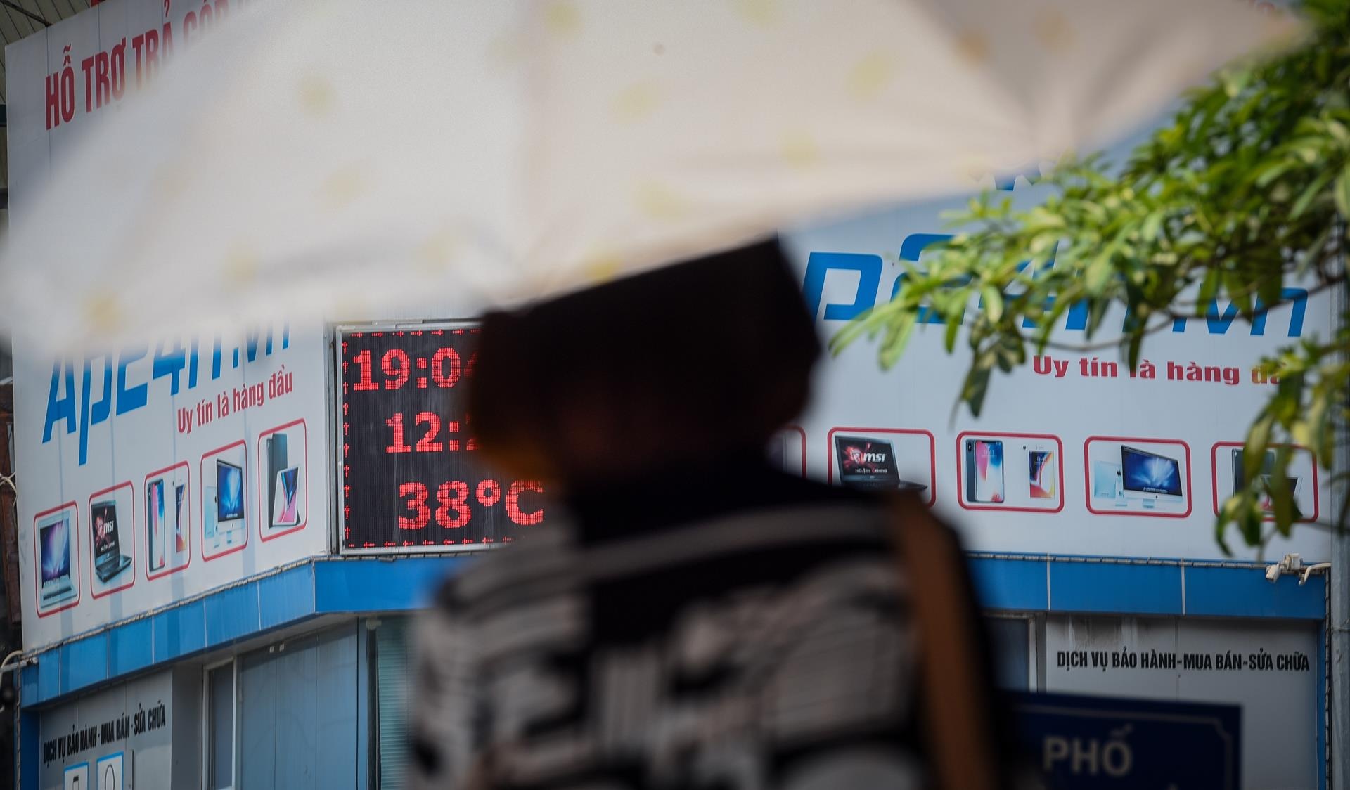 nang nong o ha noi anh 1