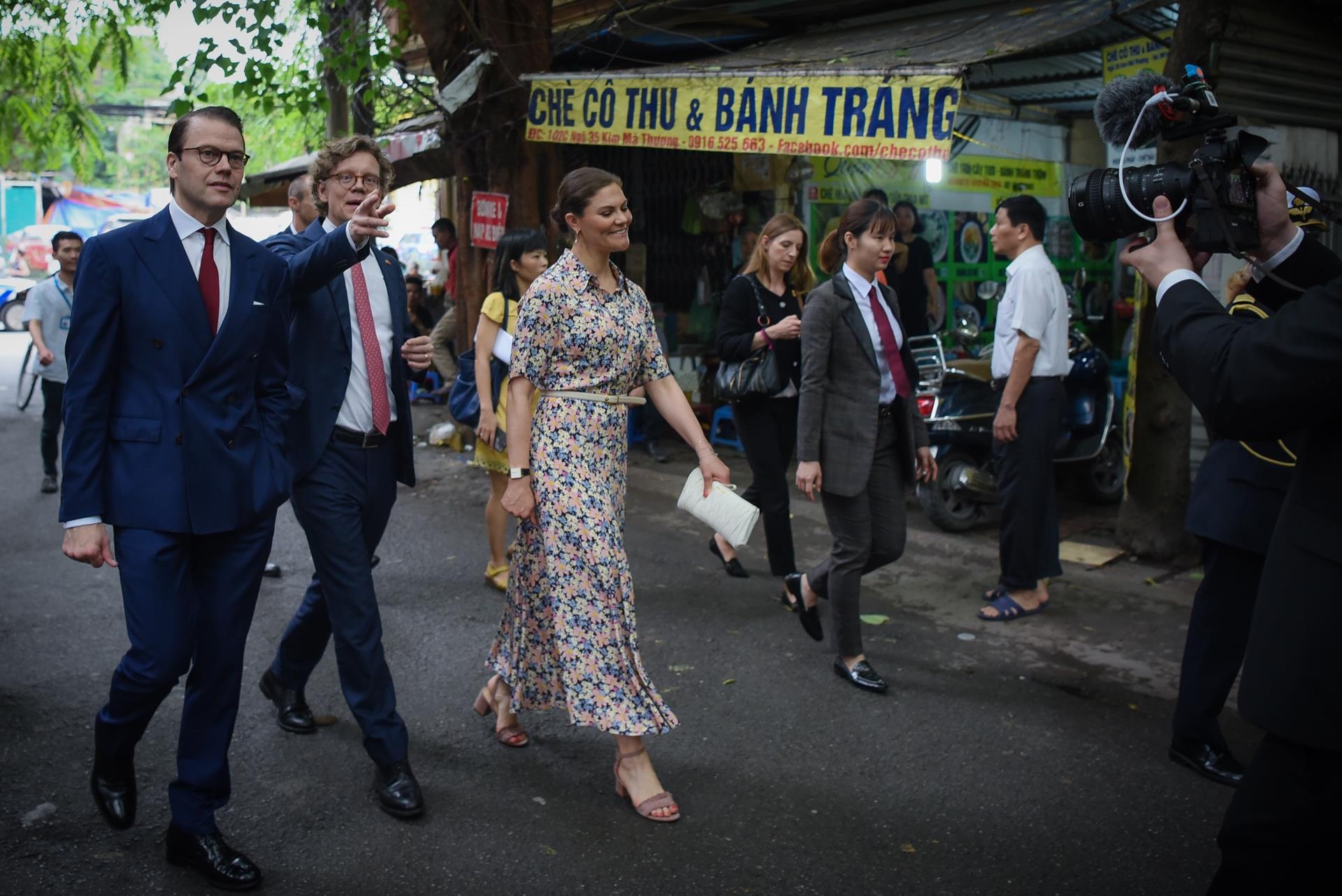 cong chua thuy dien an via he anh 1