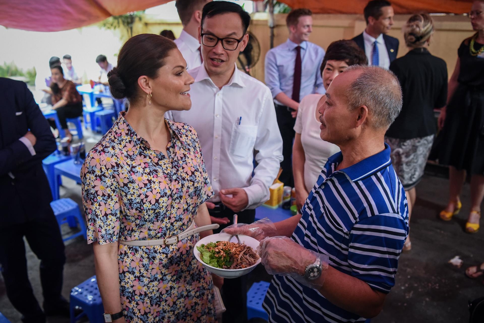 cong chua thuy dien an via he anh 5