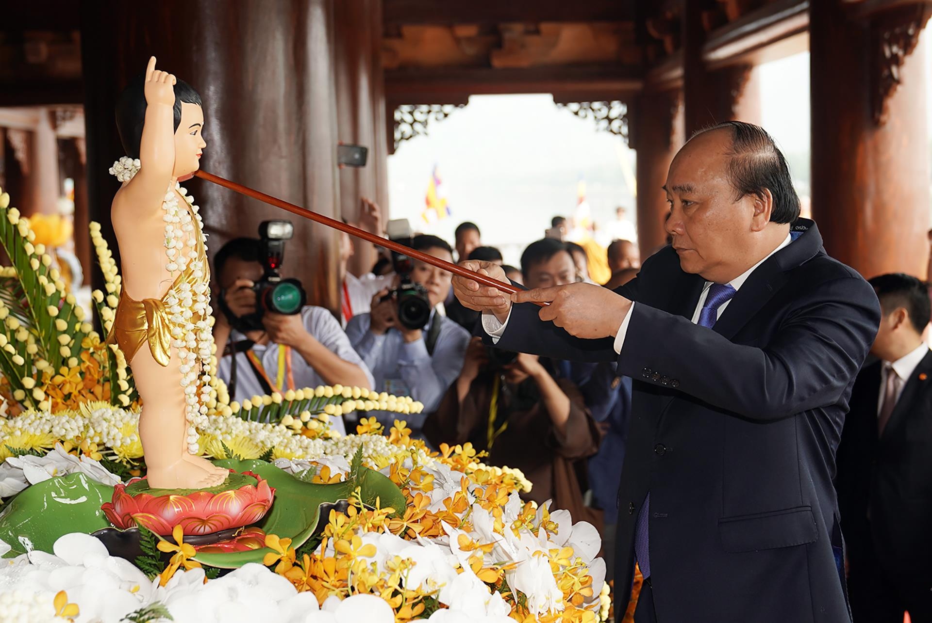thu tuong tham du dai le vesak anh 7