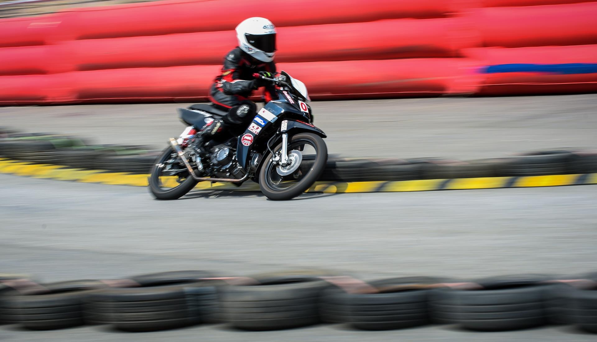 dua xe may o Ha Noi anh 4