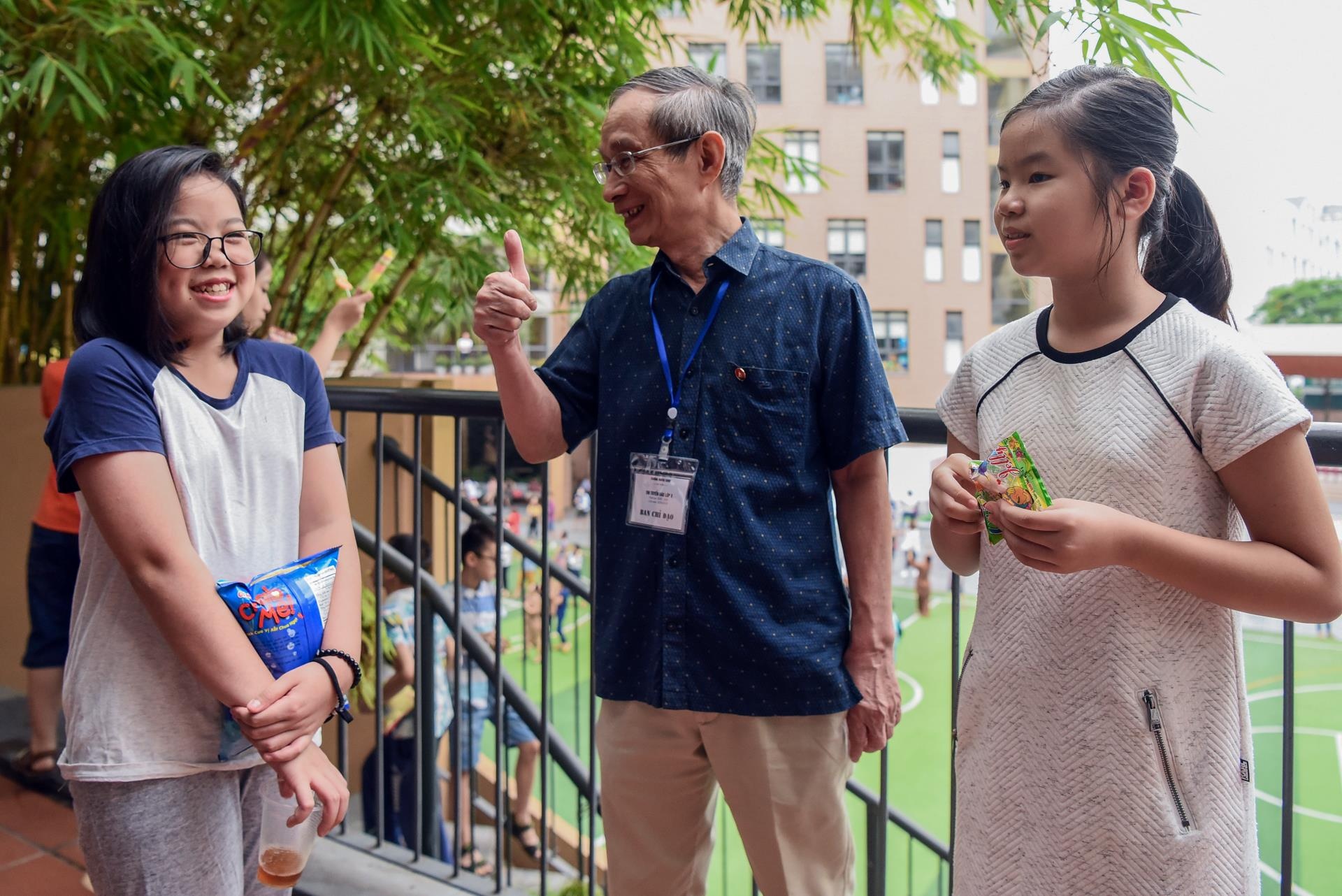 thi dau vao lop 6 anh 10