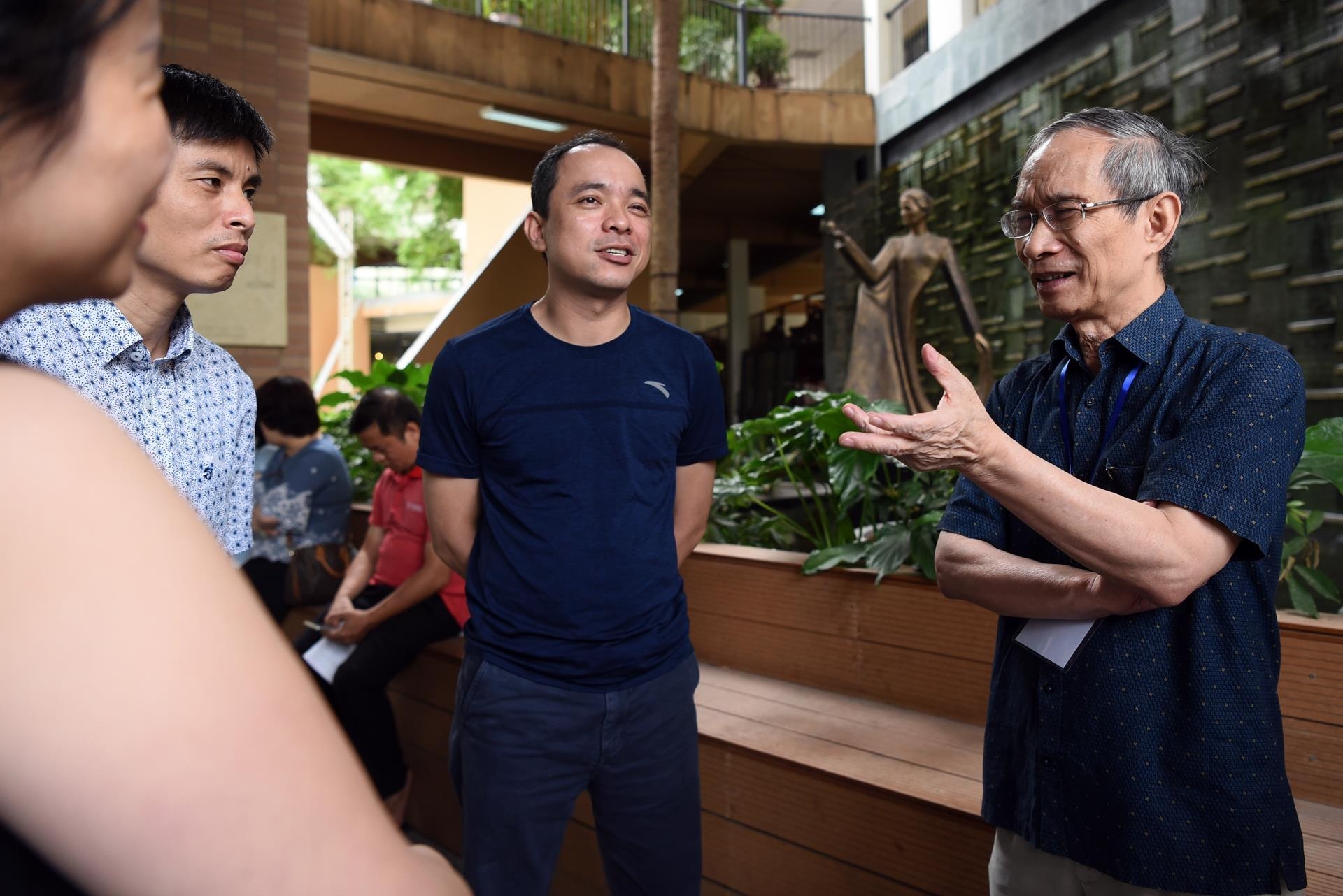 thi dau vao lop 6 anh 9