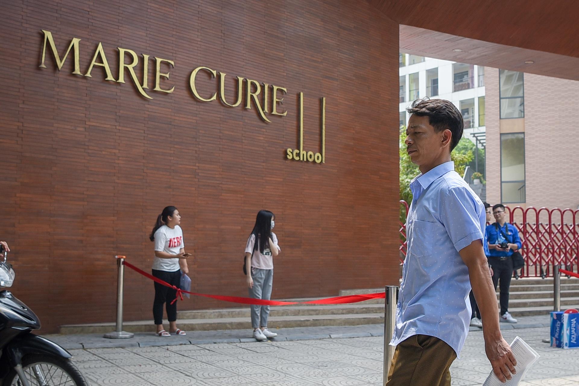 thi tot nghiep thpt 2019 anh 1