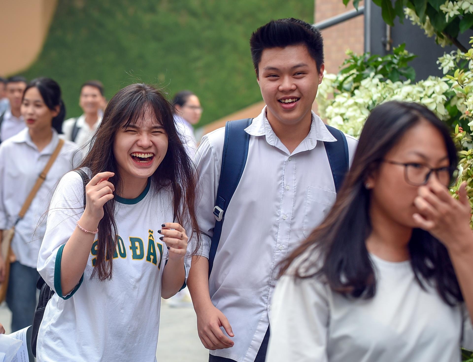 thi tot nghiep thpt 2019 anh 9