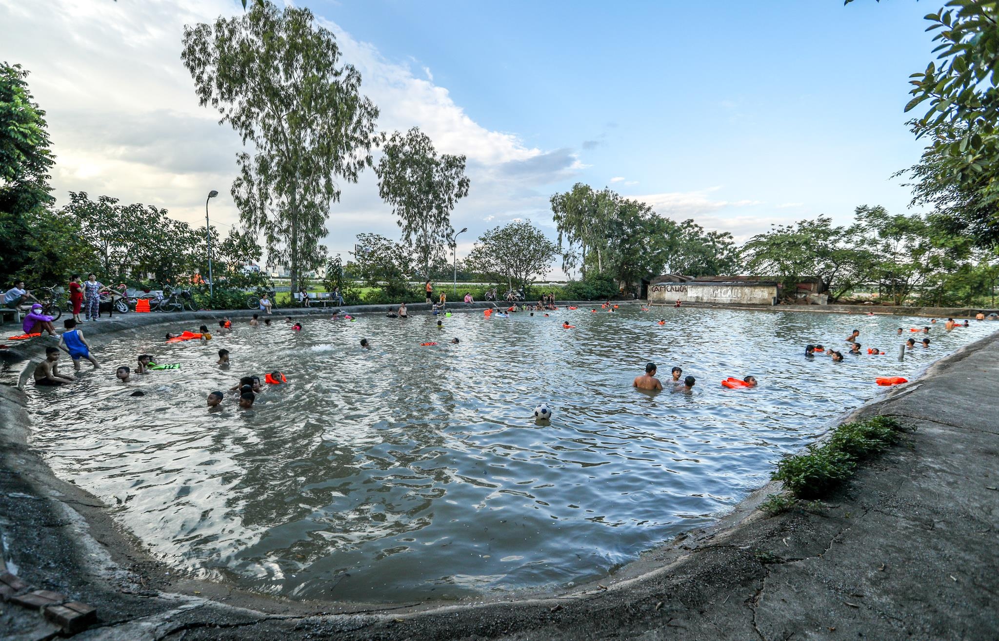 tam song ngay nang nong anh 1