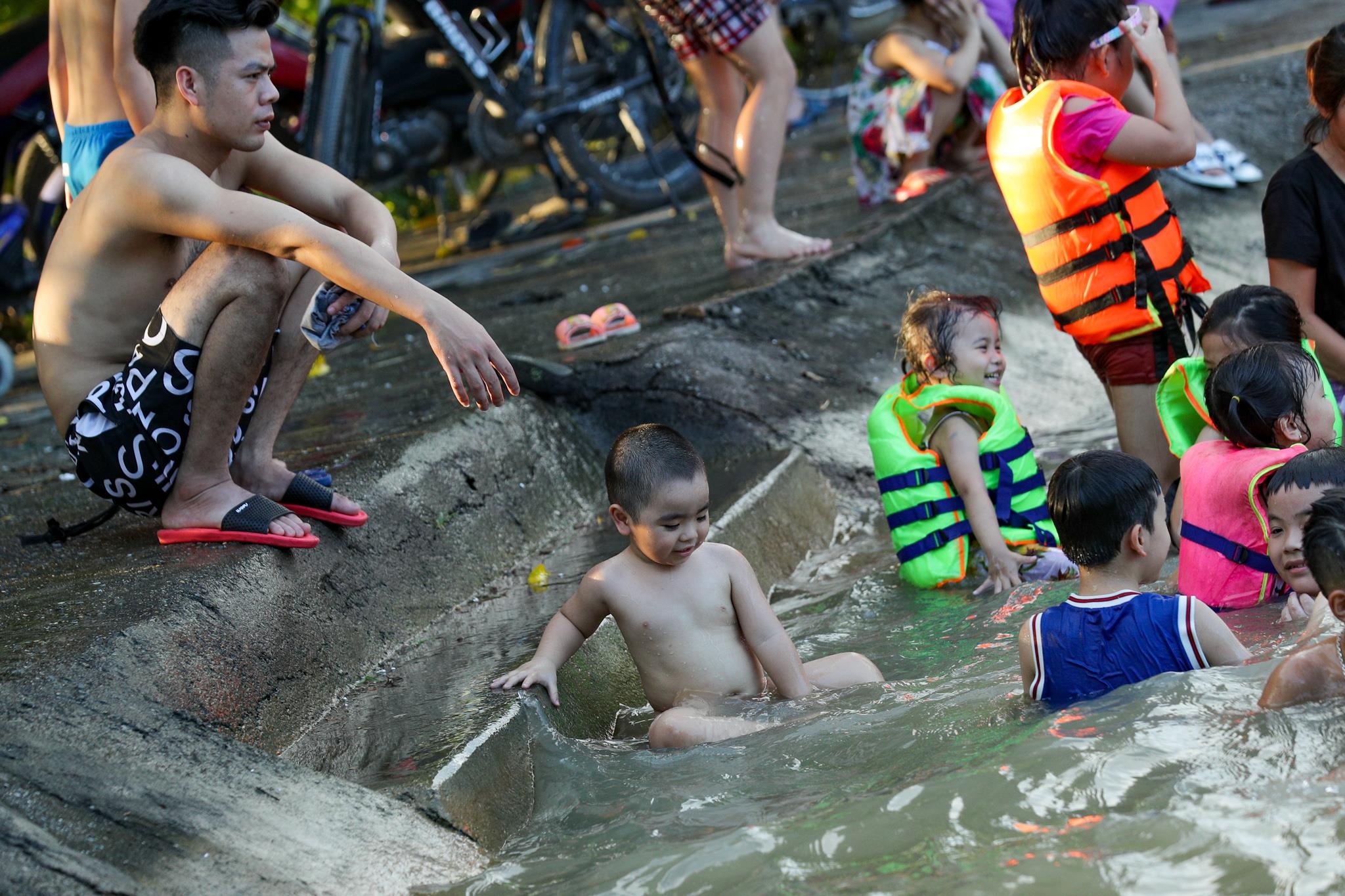 tam song ngay nang nong anh 8