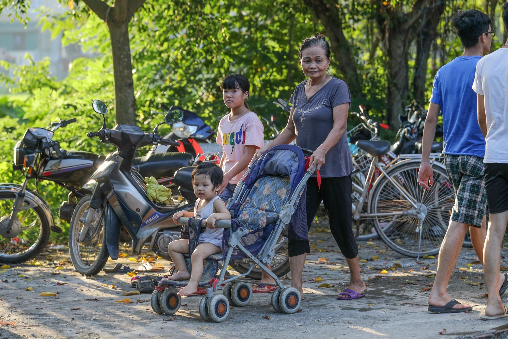 tam song ngay nang nong anh 9