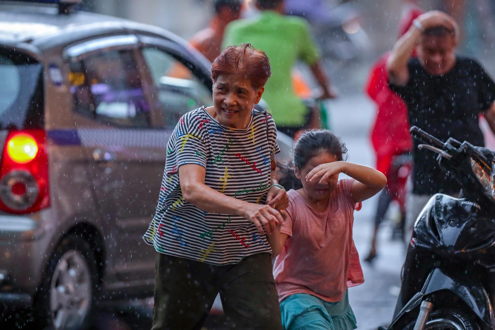 bão số 2 hà nội ảnh 2 bao so 2 ha noi anh 2