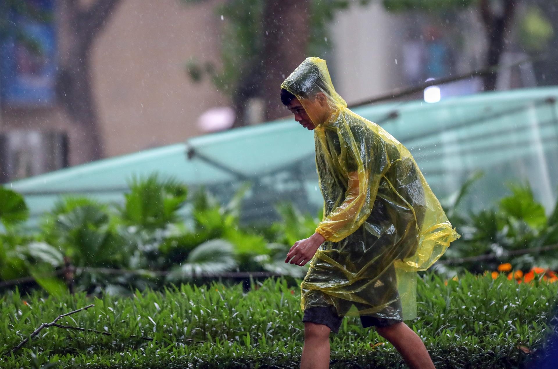 bão số 2 hà nội ảnh 9 bao so 2 ha noi anh 9