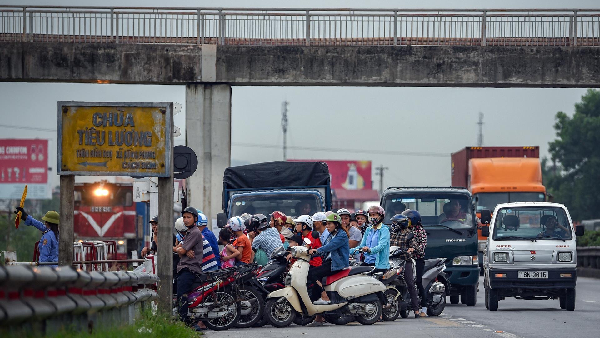 tai nan giao thong quoc lo 5 anh 6