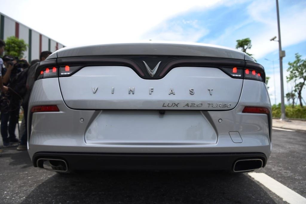 chi tiet xe sedan vinfast anh 5