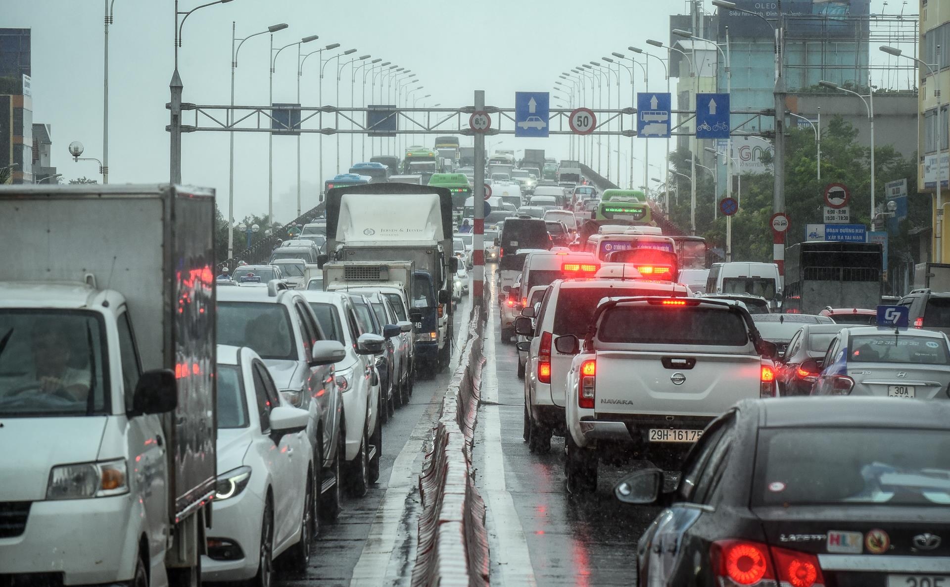 ngap mua bao ha noi anh 9