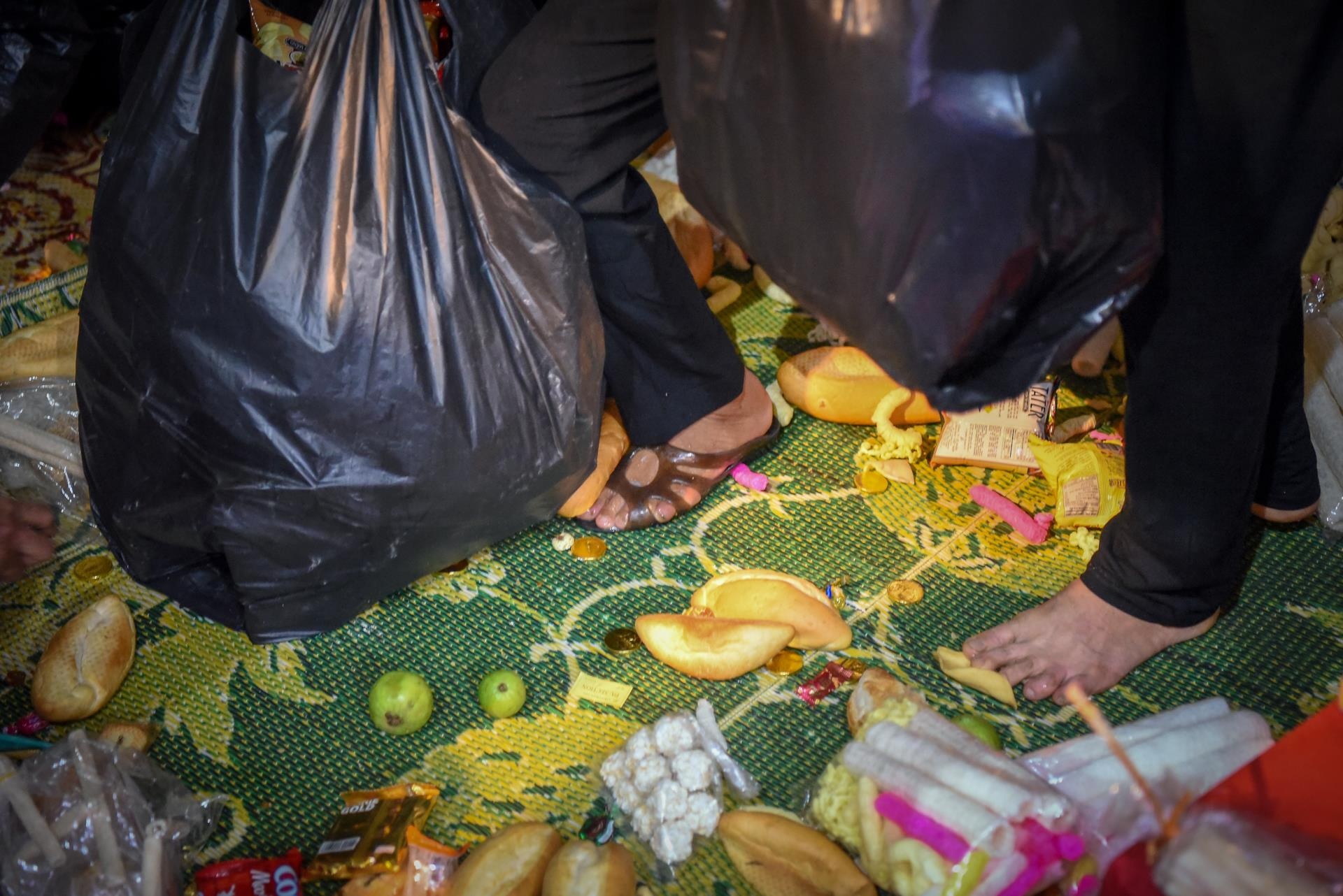 cuop loc ram thang 7 anh 11