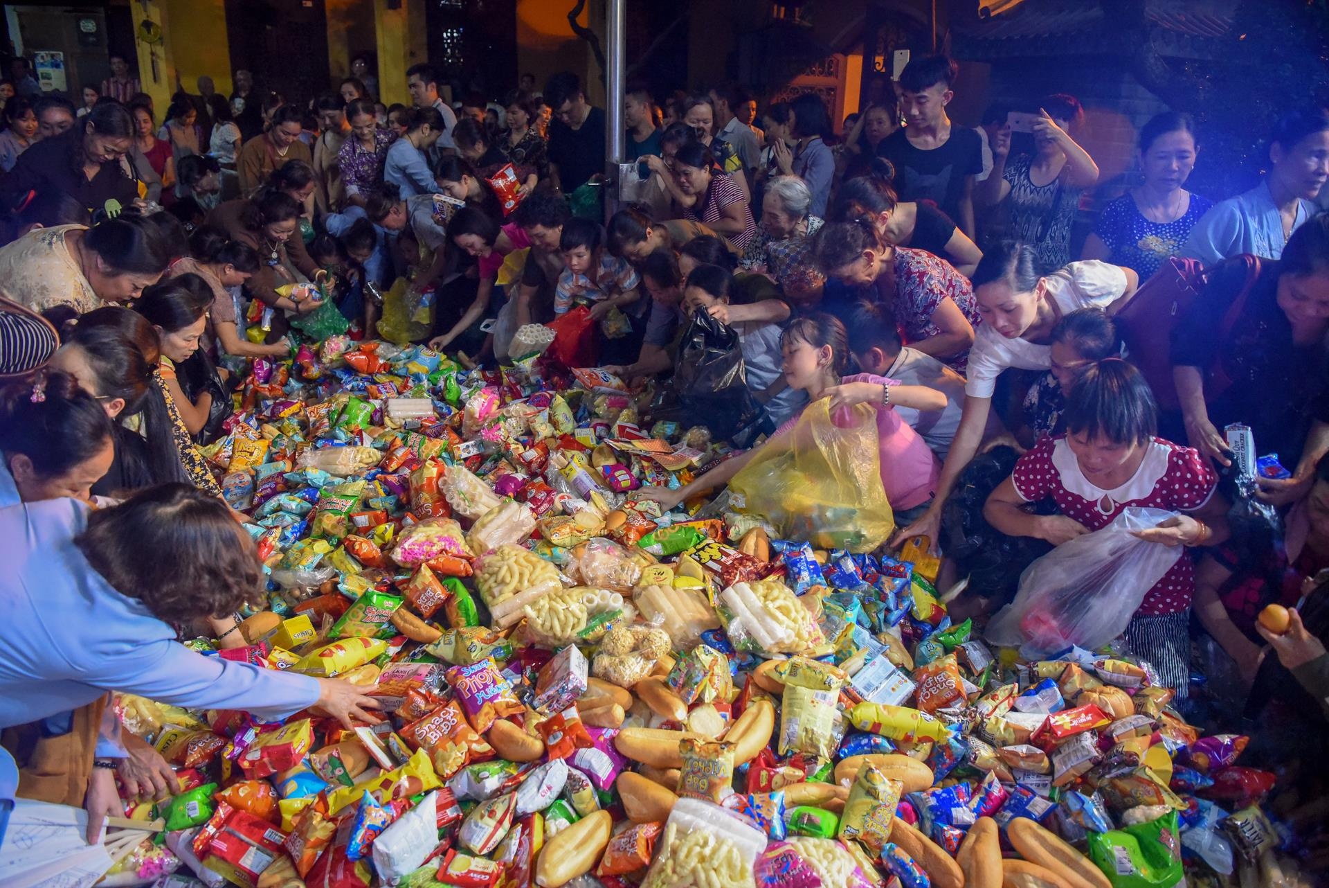 cuop loc ram thang 7 anh 7