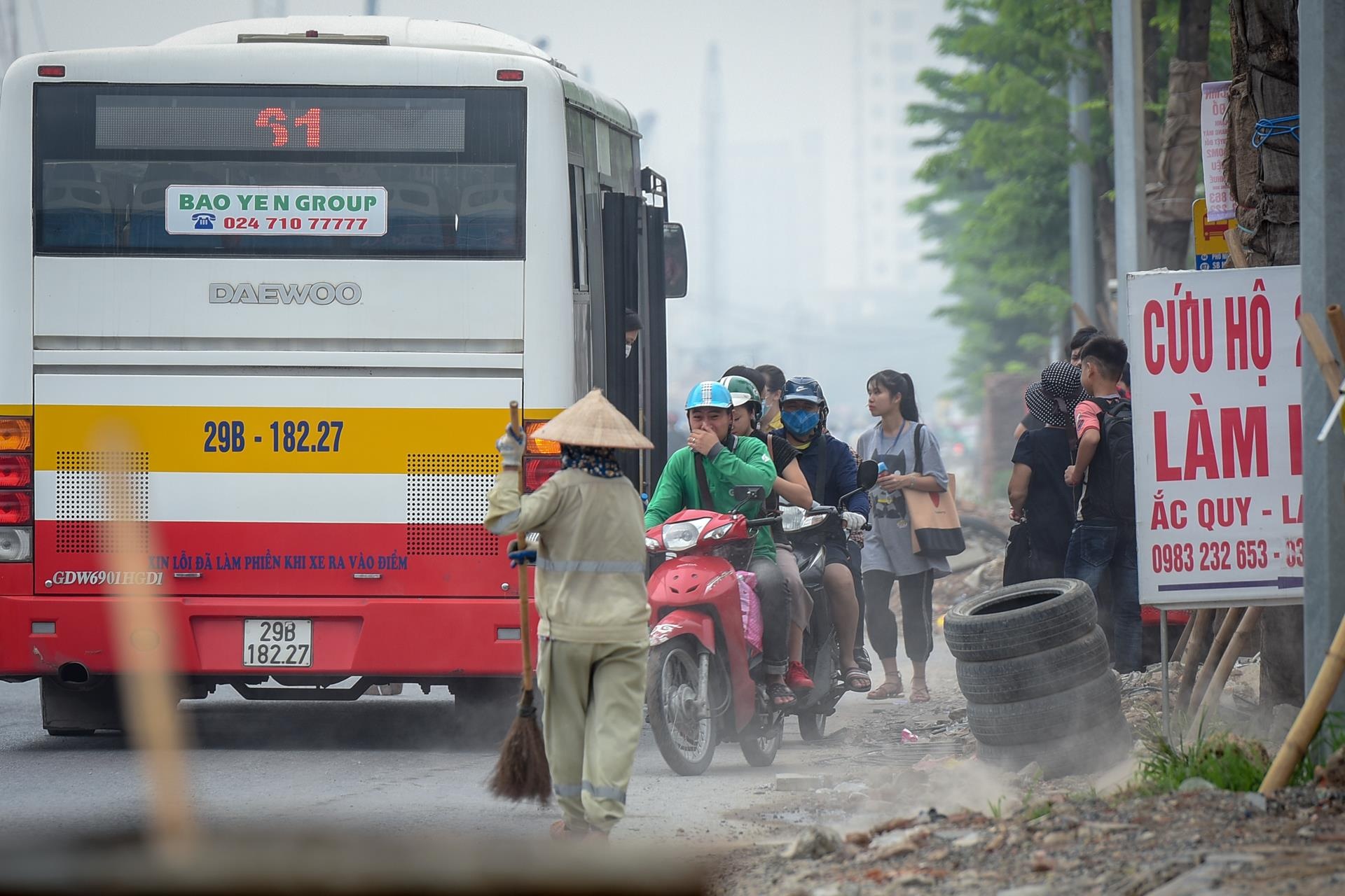 tac duong o ha noi anh 10