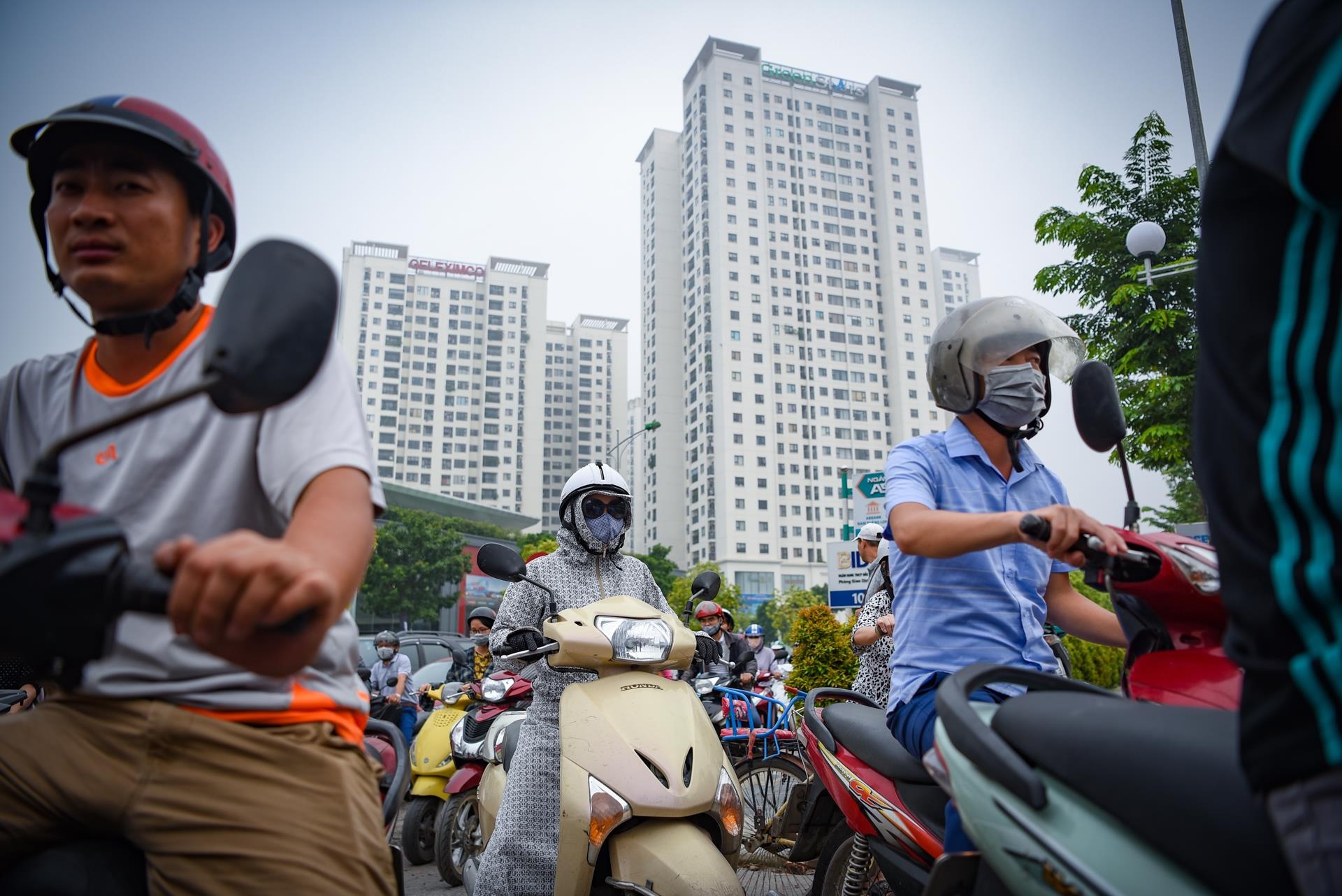 tac duong o ha noi anh 12