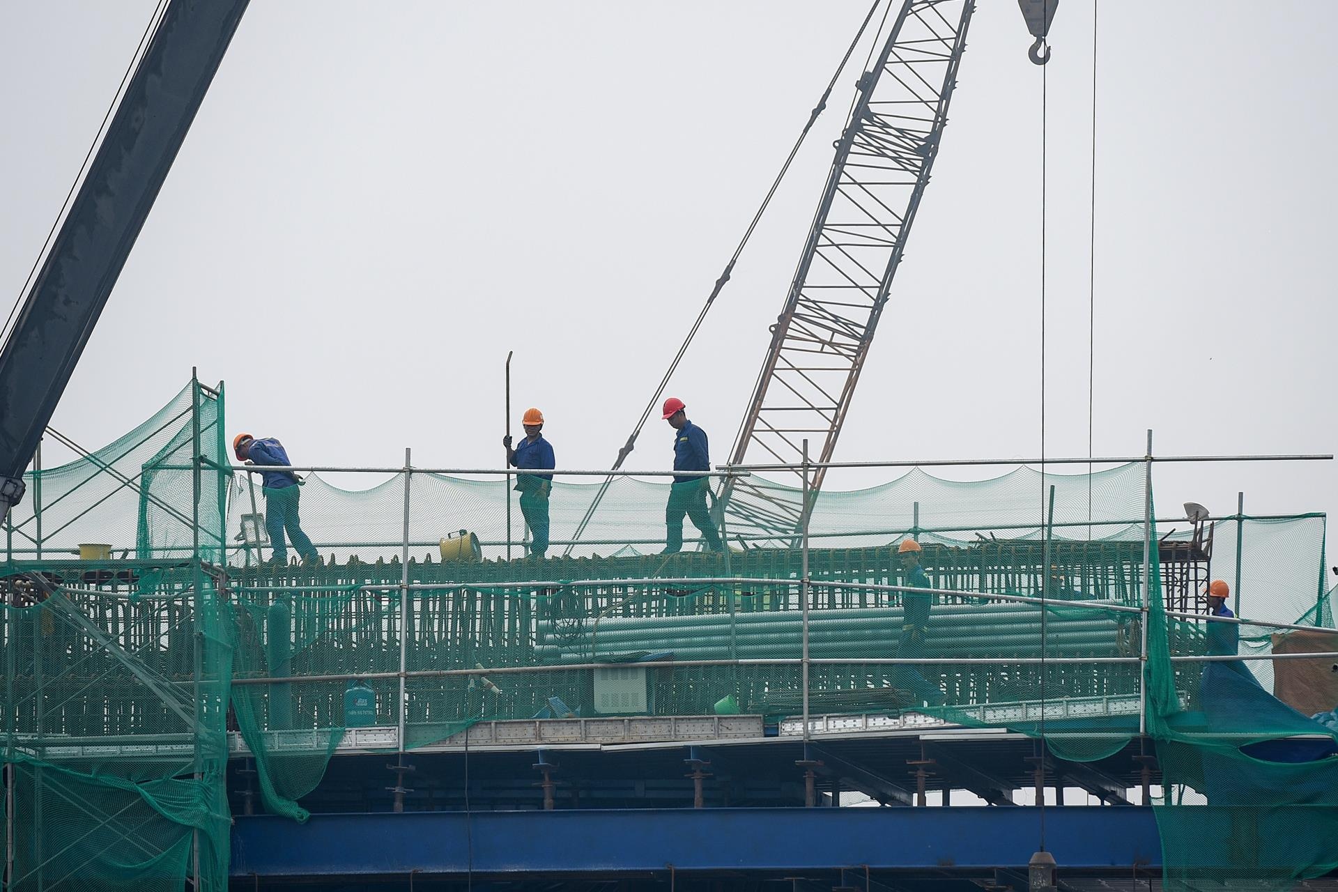 tac duong o ha noi anh 9