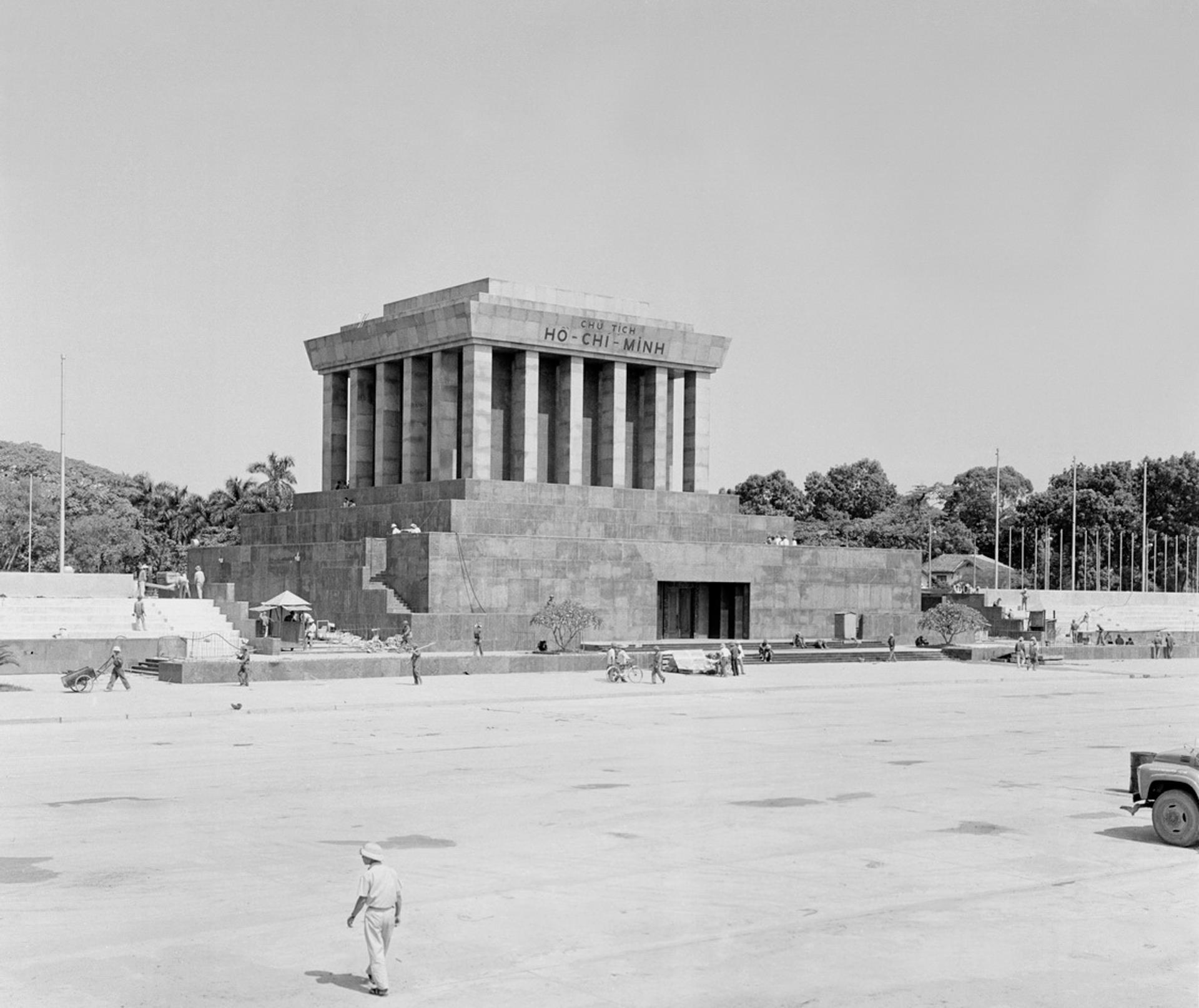 xay dung Lang Chu tich Ho Chi Minh anh 8