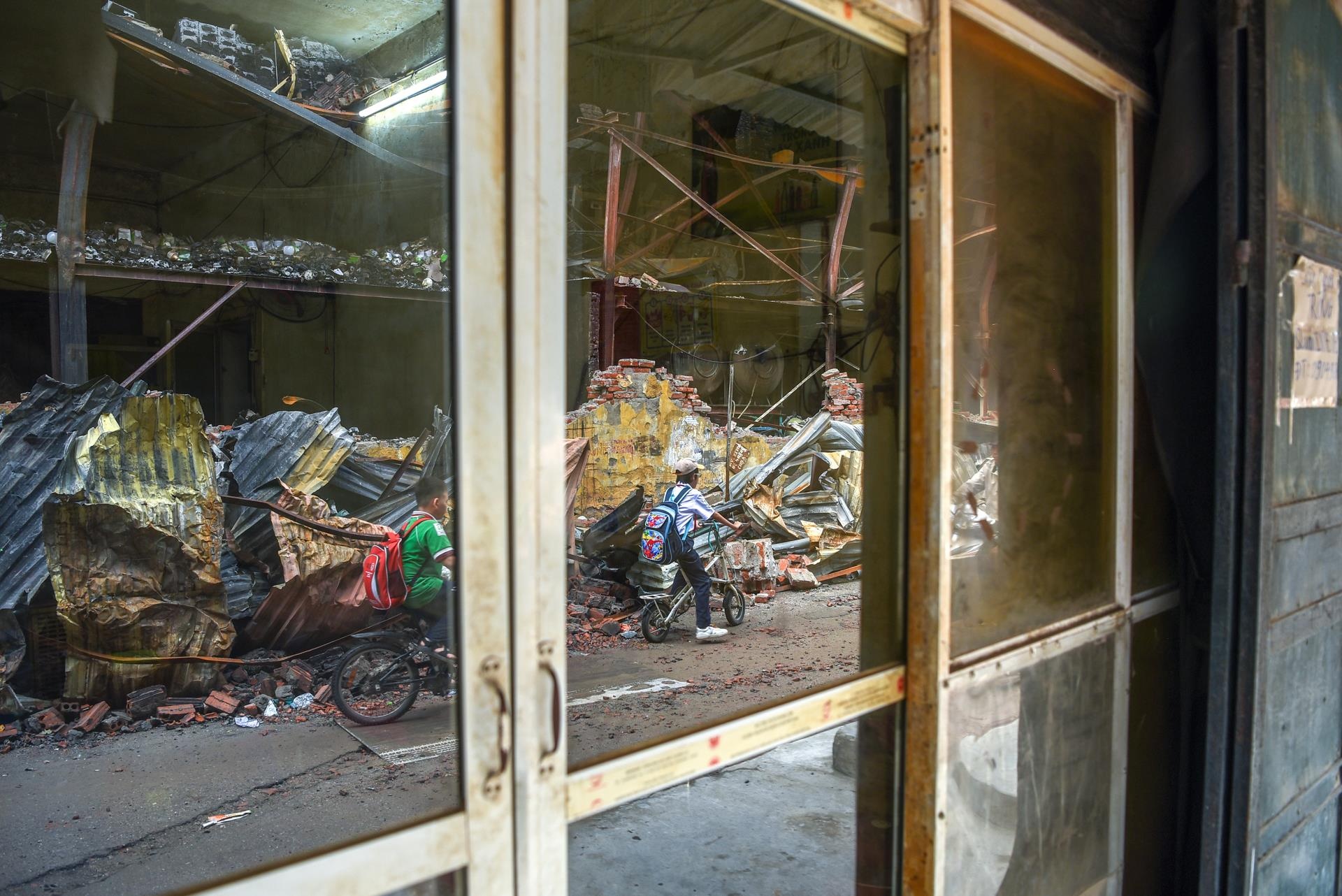 chay nha may rang dong anh 5