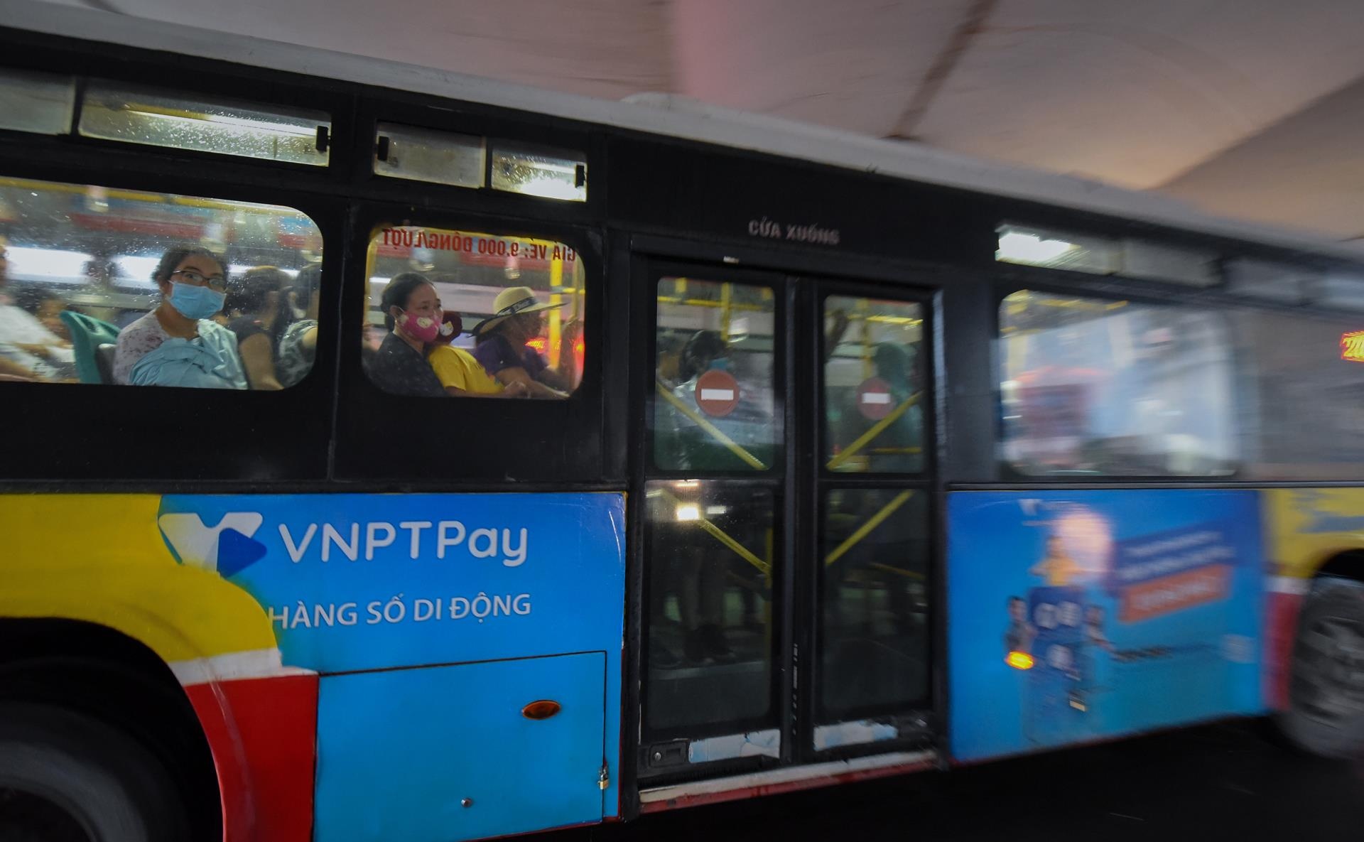 mua lon tac duong o Ha Noi anh 4