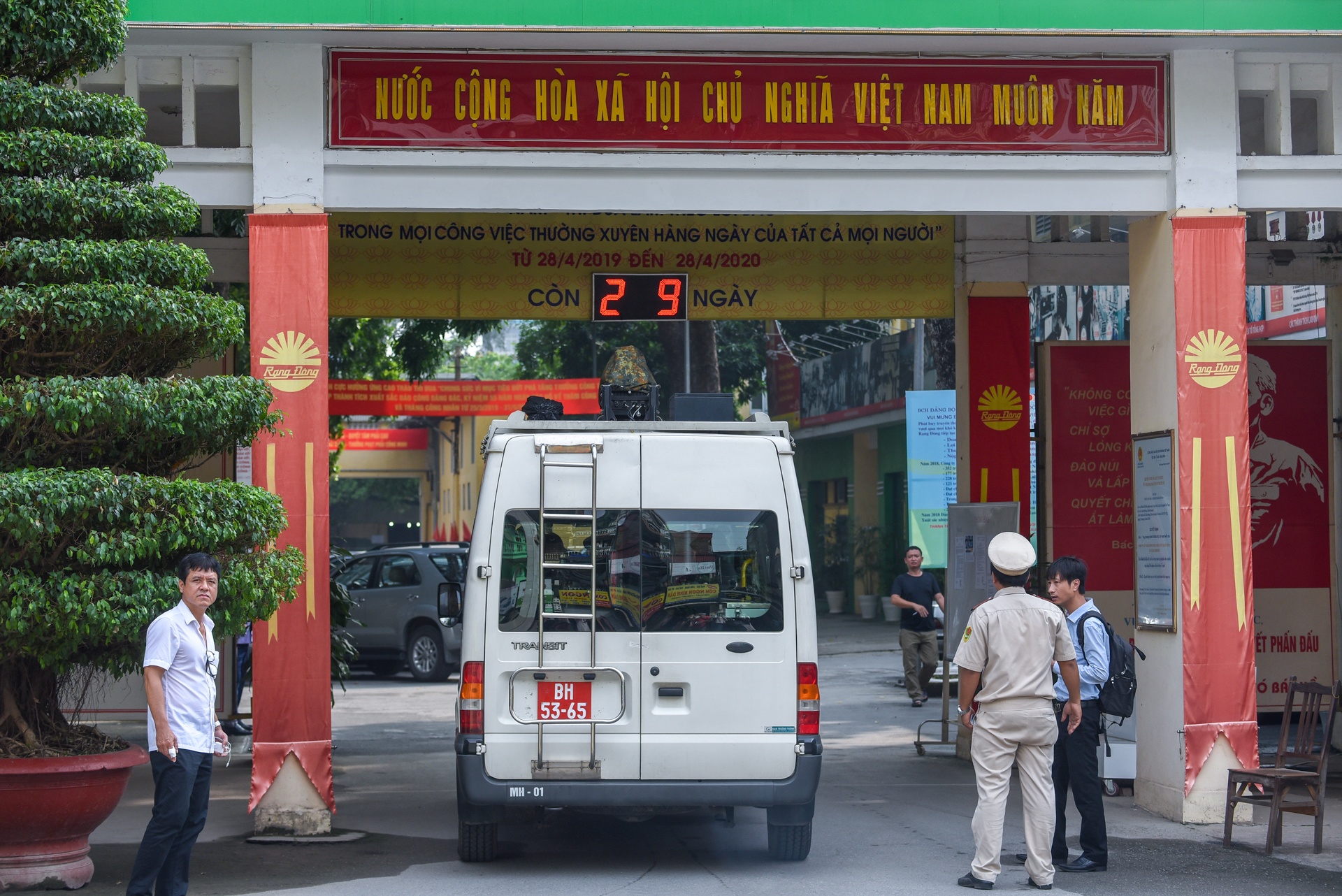 quan doi tay rua rang dong anh 9