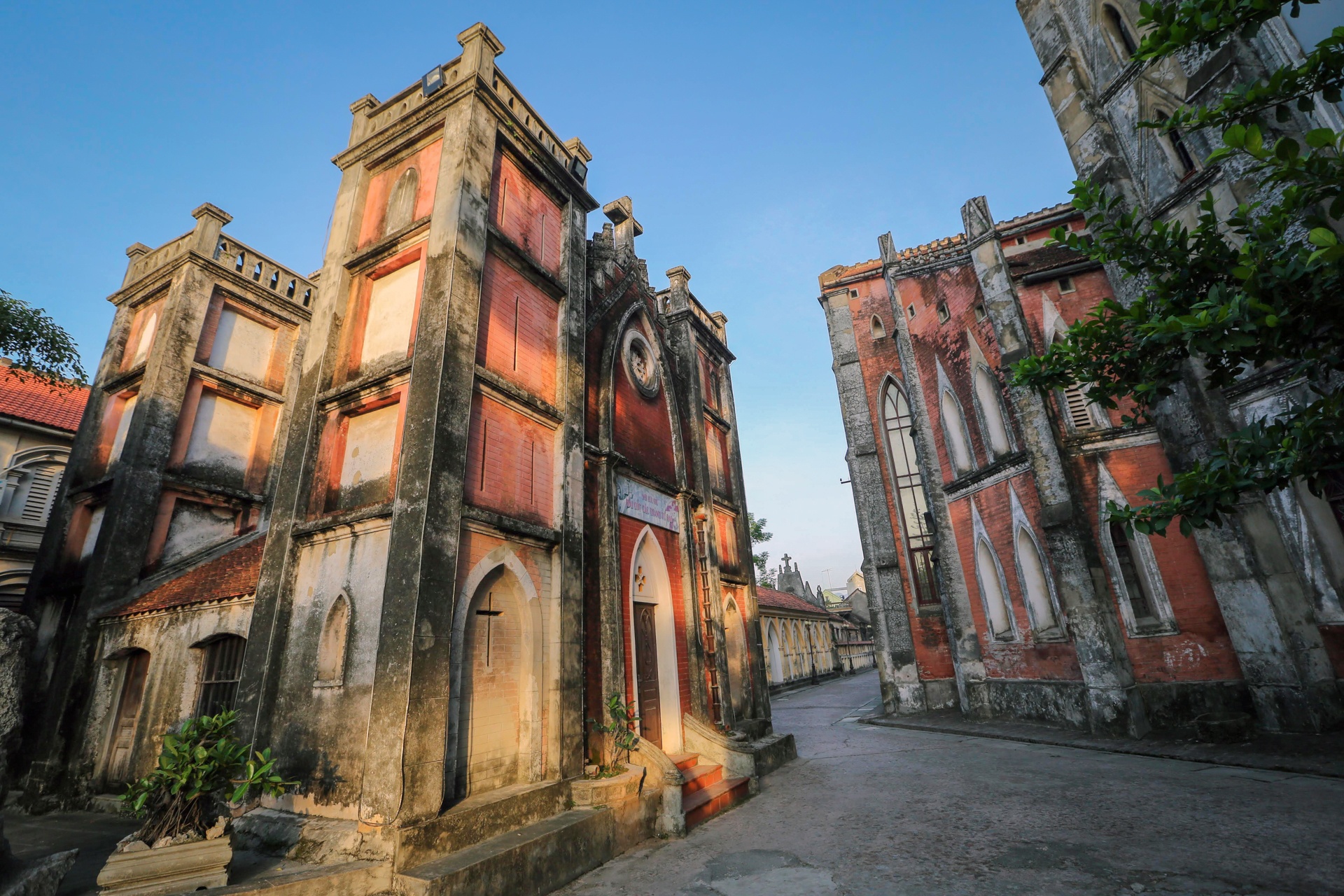 vuong cung thanh duong viet nam anh 7