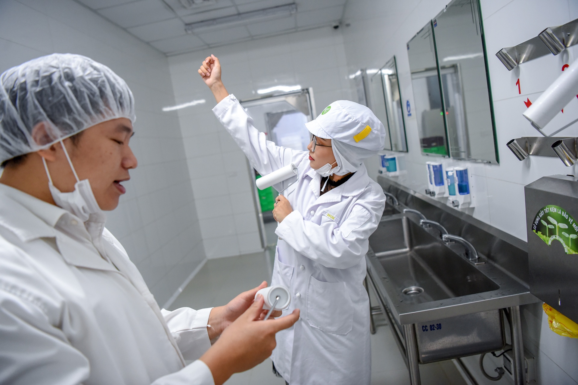 suat an hang khong anh 6