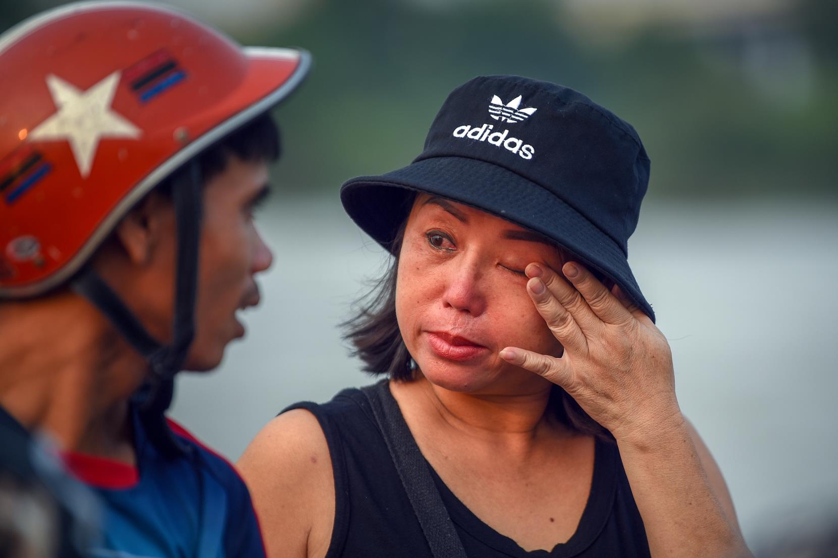 Nuoc mat tiec nuoi ben pha Binh huyen thoai cua Hai Phong hinh anh