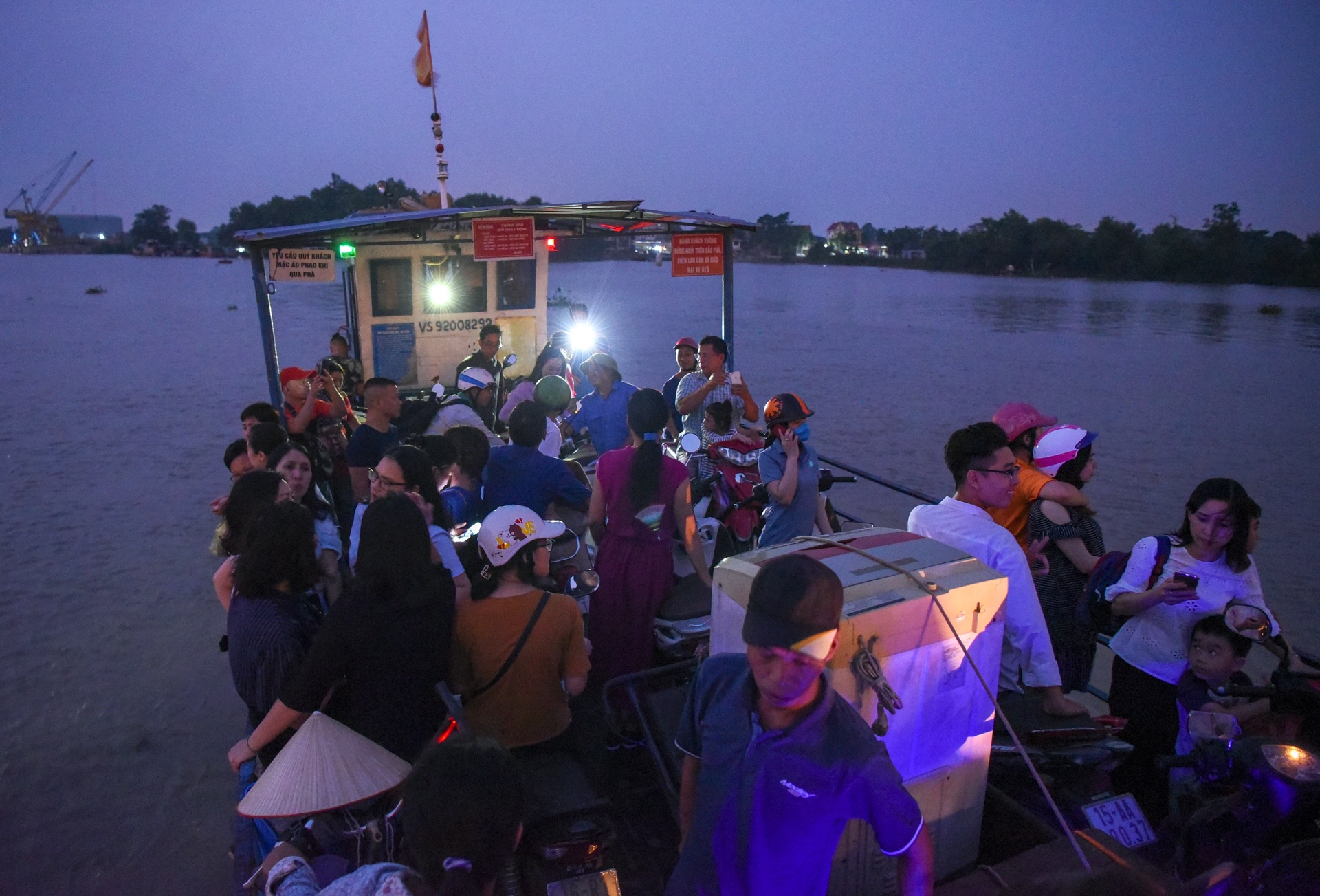 Dung hoat dong pha Binh anh 33