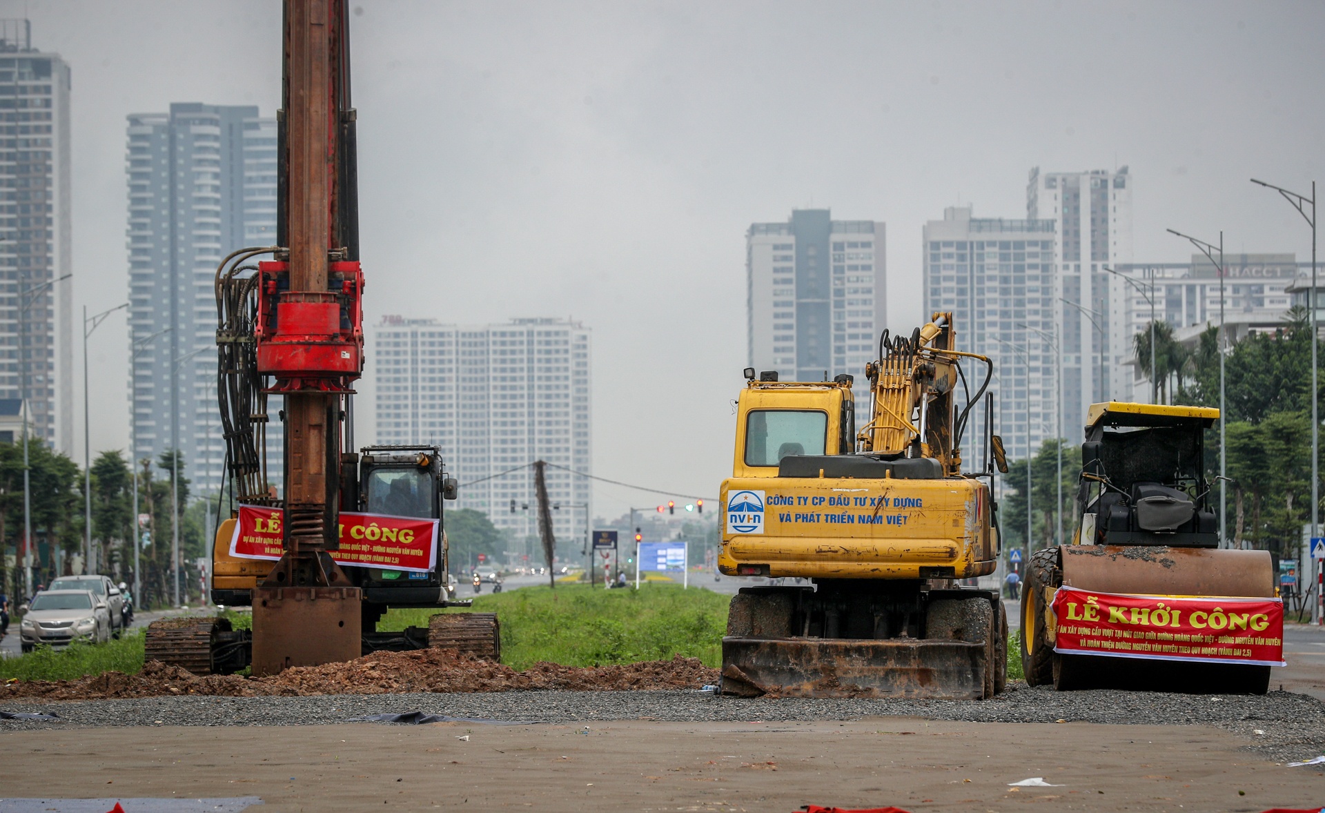 thong xe duong nguyen van huyen keo dai anh 10