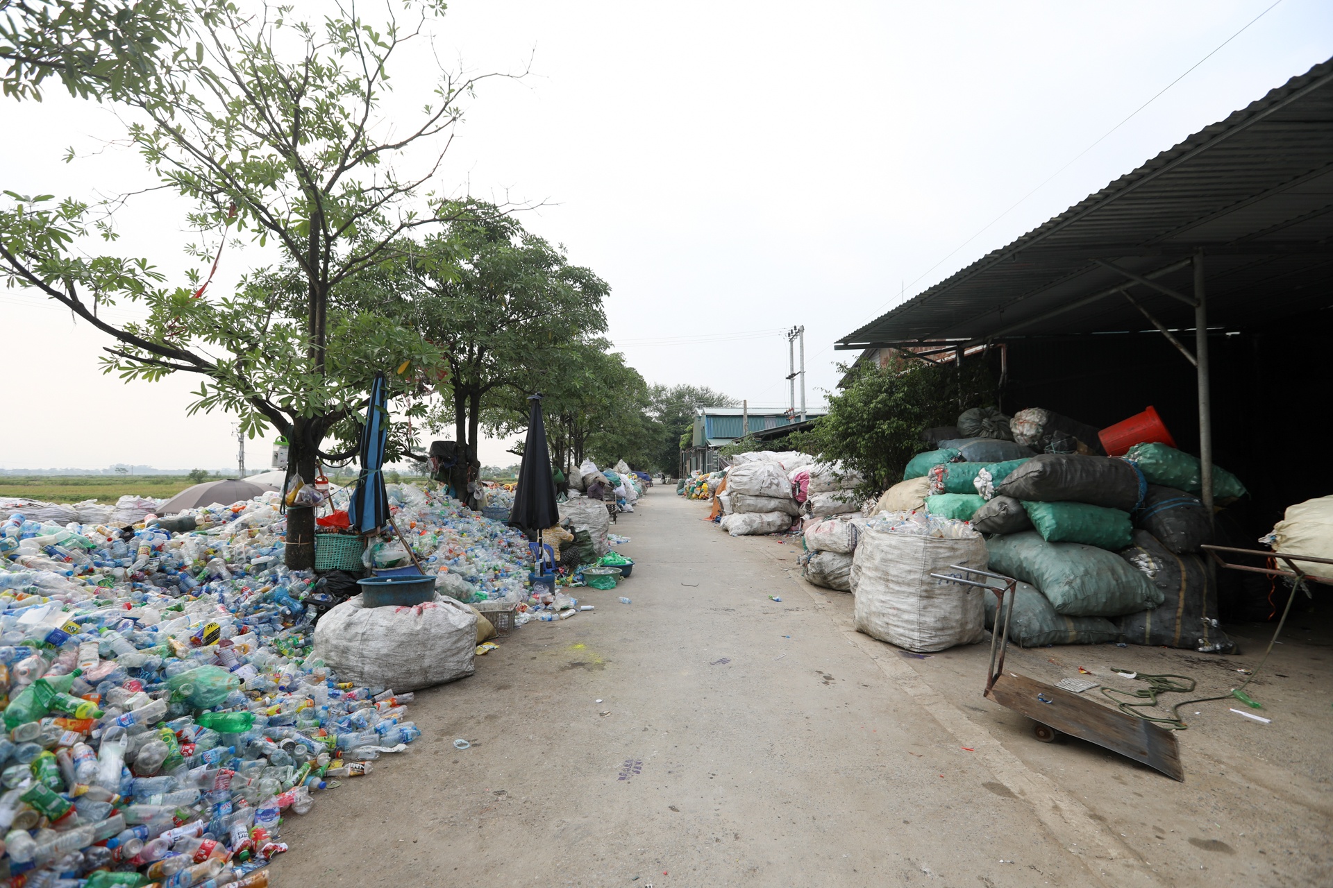 nha may o nhiem bua vay Ha Noi anh 10