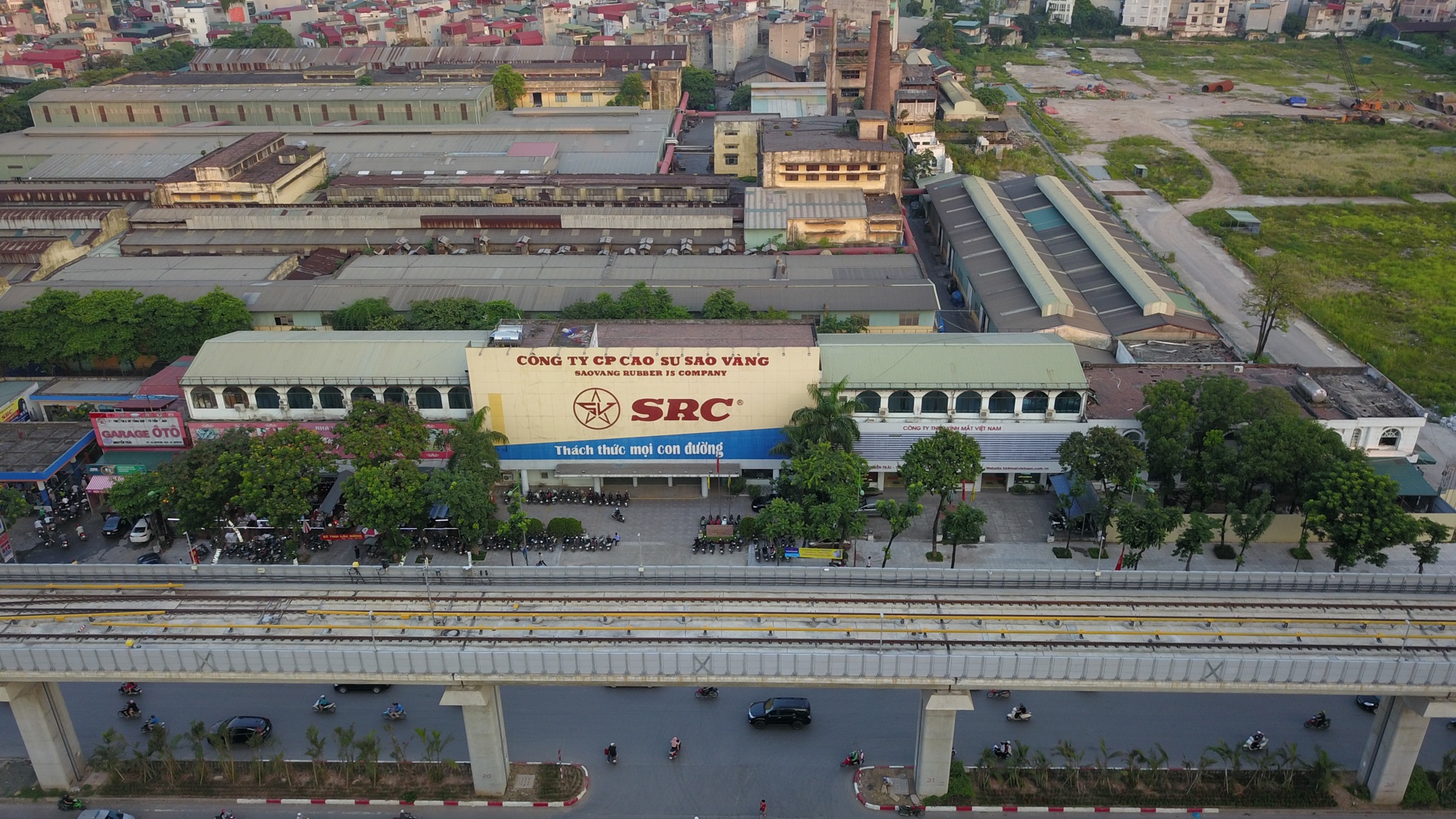 nha may o nhiem bua vay Ha Noi anh 3