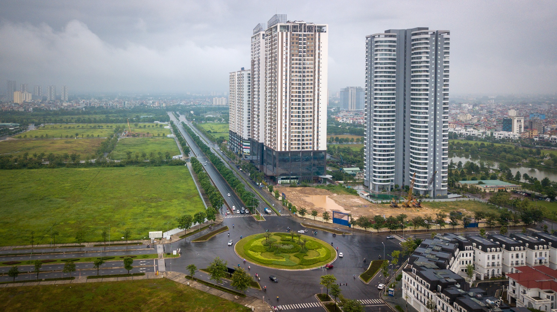 thong xe duong nguyen van huyen keo dai anh 9