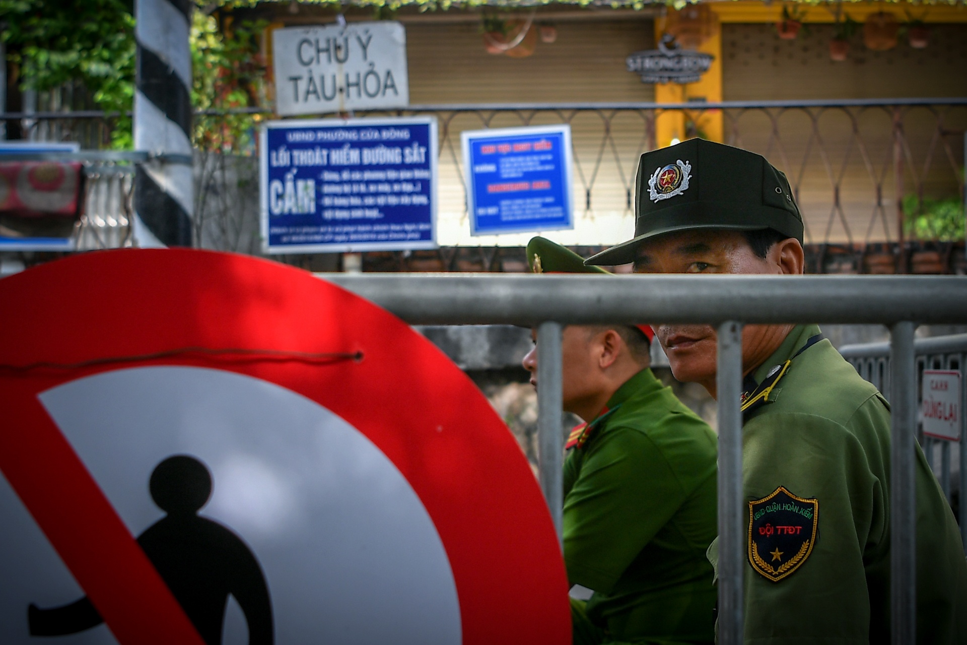 Ca phe duong tau anh 5