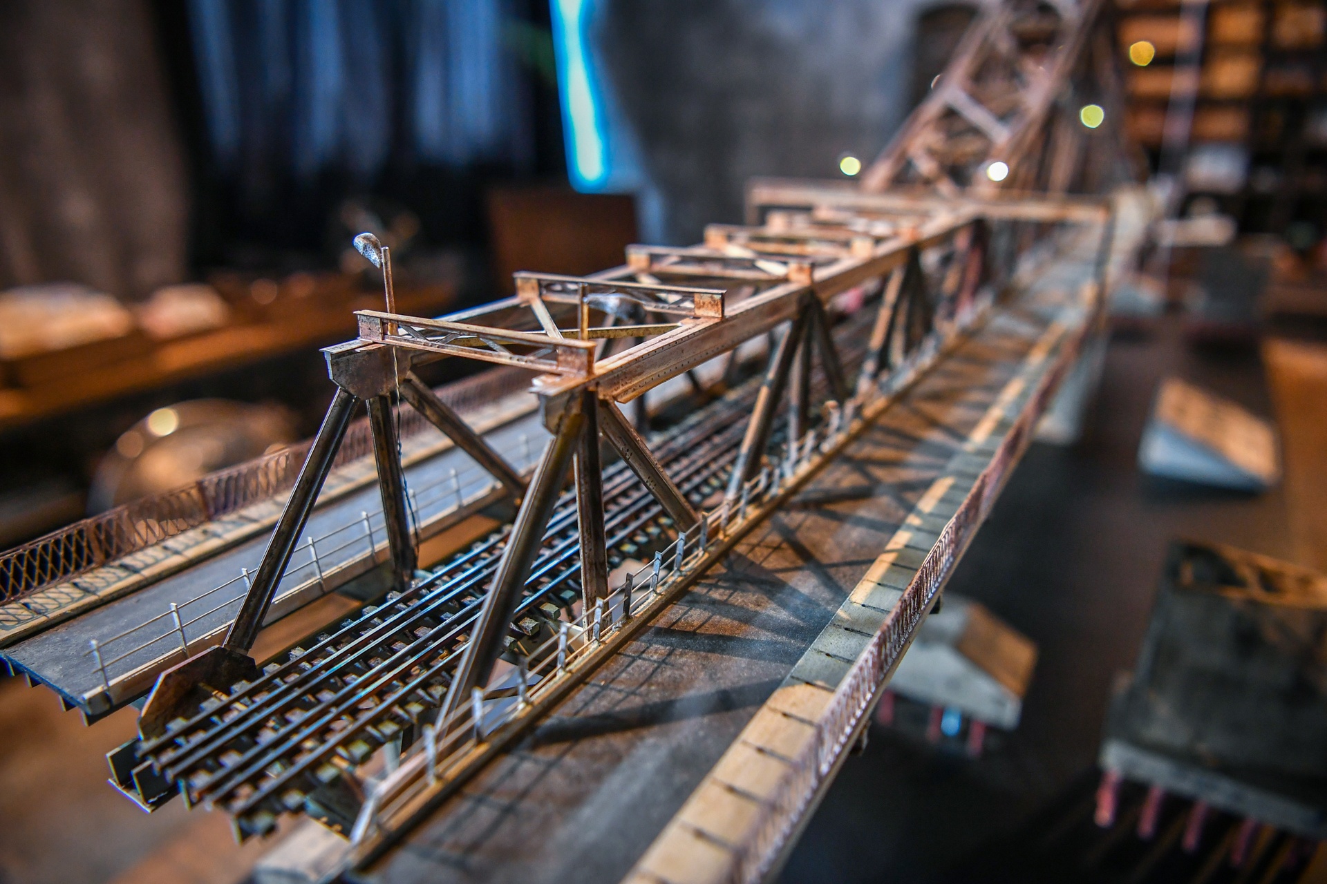 mo hinh cau long bien anh 11