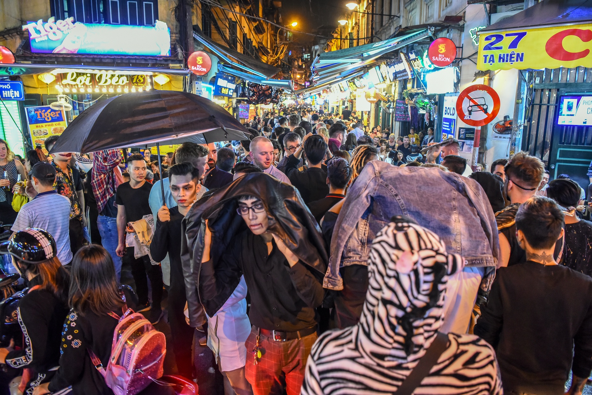 Le hoi halloween anh 1