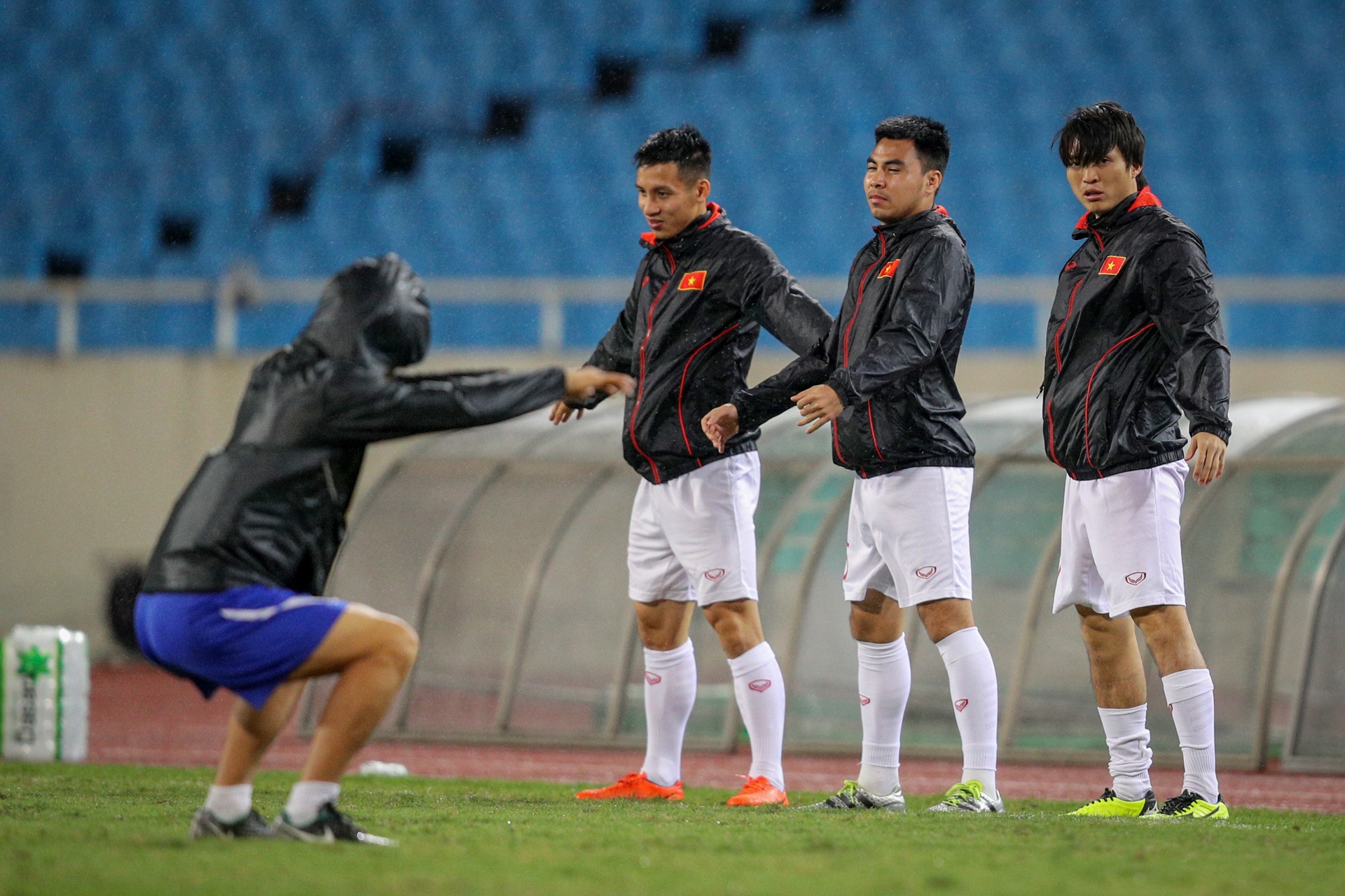 doi tuyen viet nam luyen tap anh 4