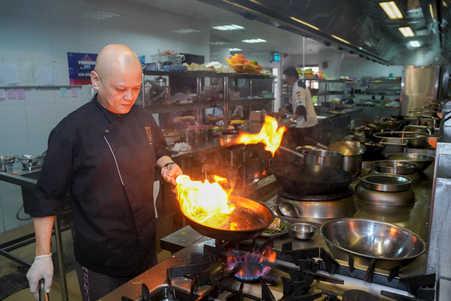 bep truong bieu dien mon hoa cong tai ban anh 2