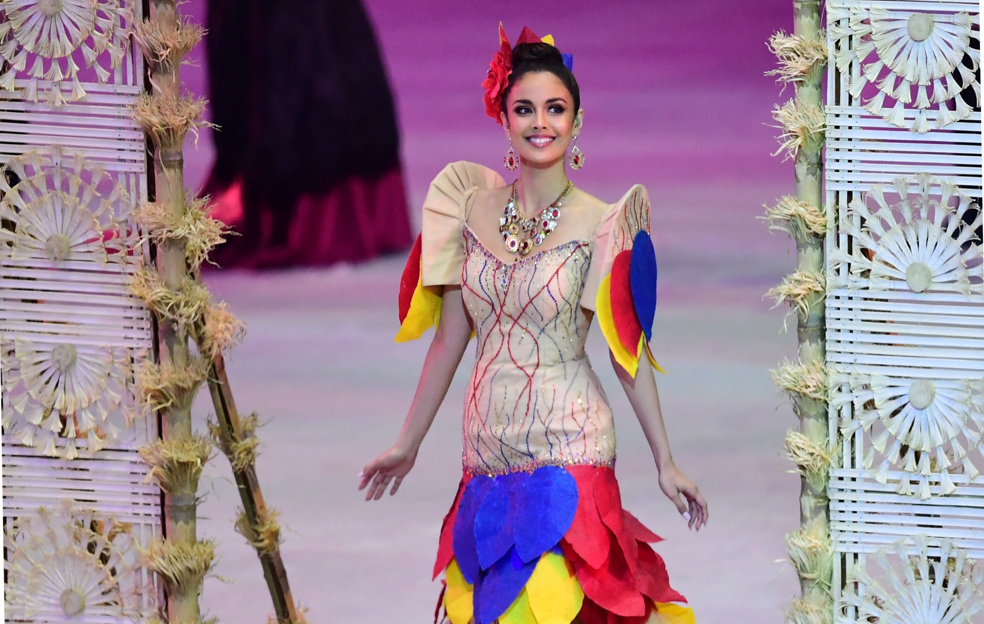 nhan sac dan hoa hau dem khai mac sea games 30 anh 4