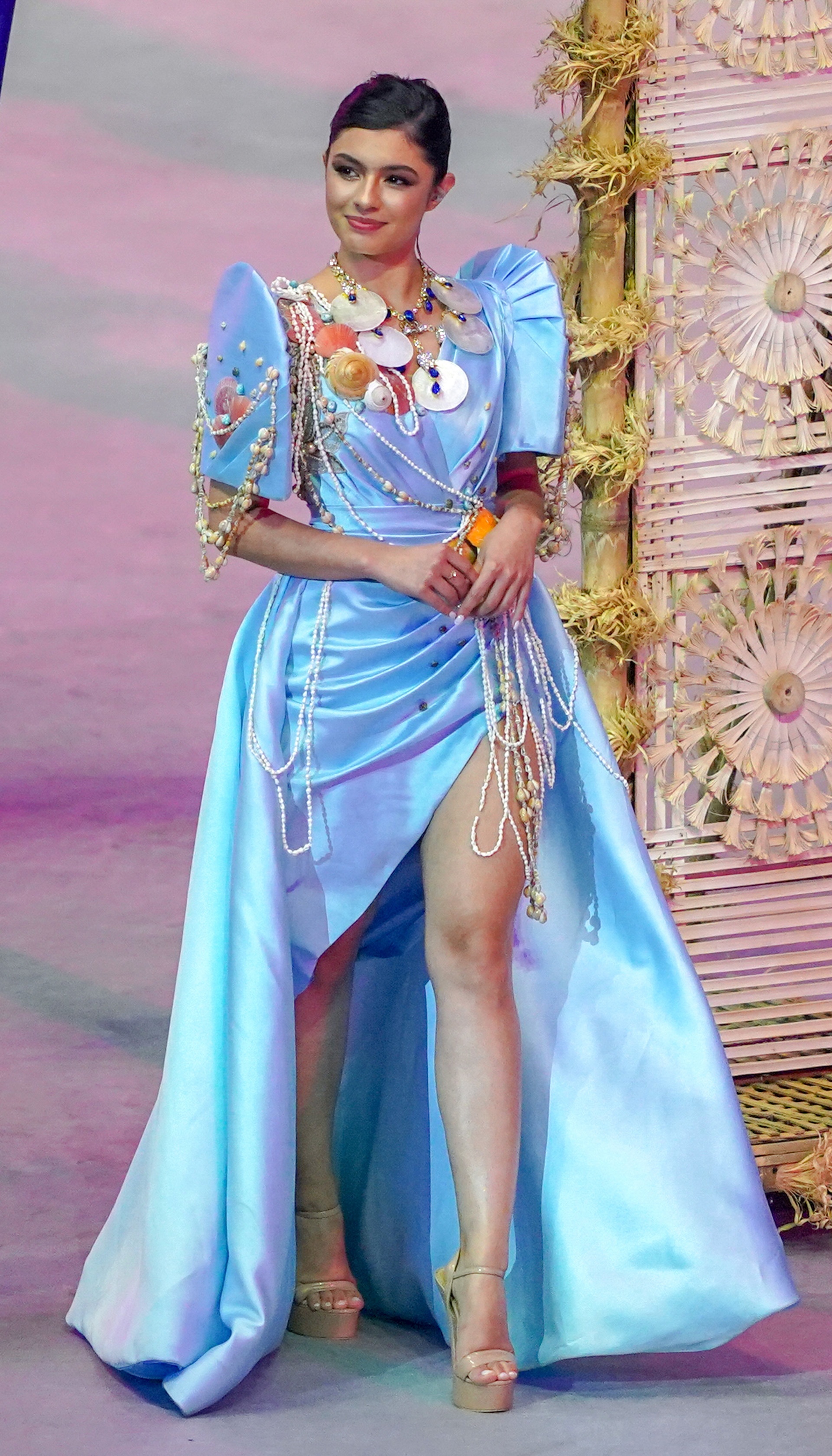 nhan sac dan hoa hau dem khai mac sea games 30 anh 6