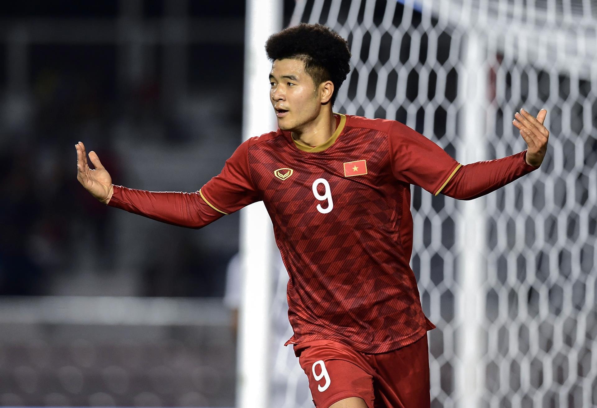 Duc Chinh toa sang, U22 Viet Nam vao chung ket SEA Games hinh anh